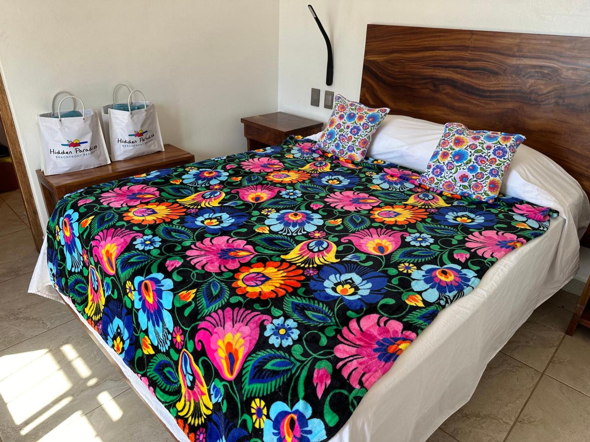 Beachfront Paradise Boutique 4*