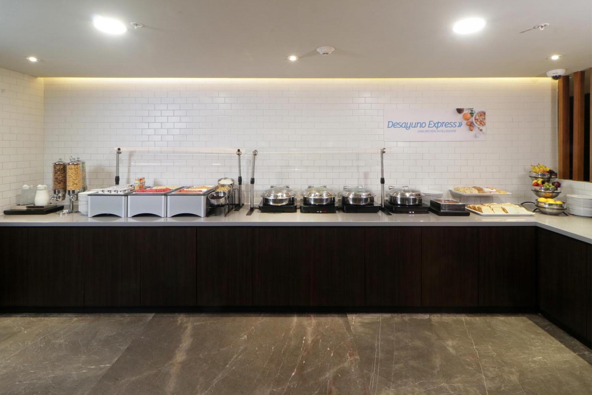 Express & Monterrey Valle By Ihg Hotel San Pedro Garza Garcia