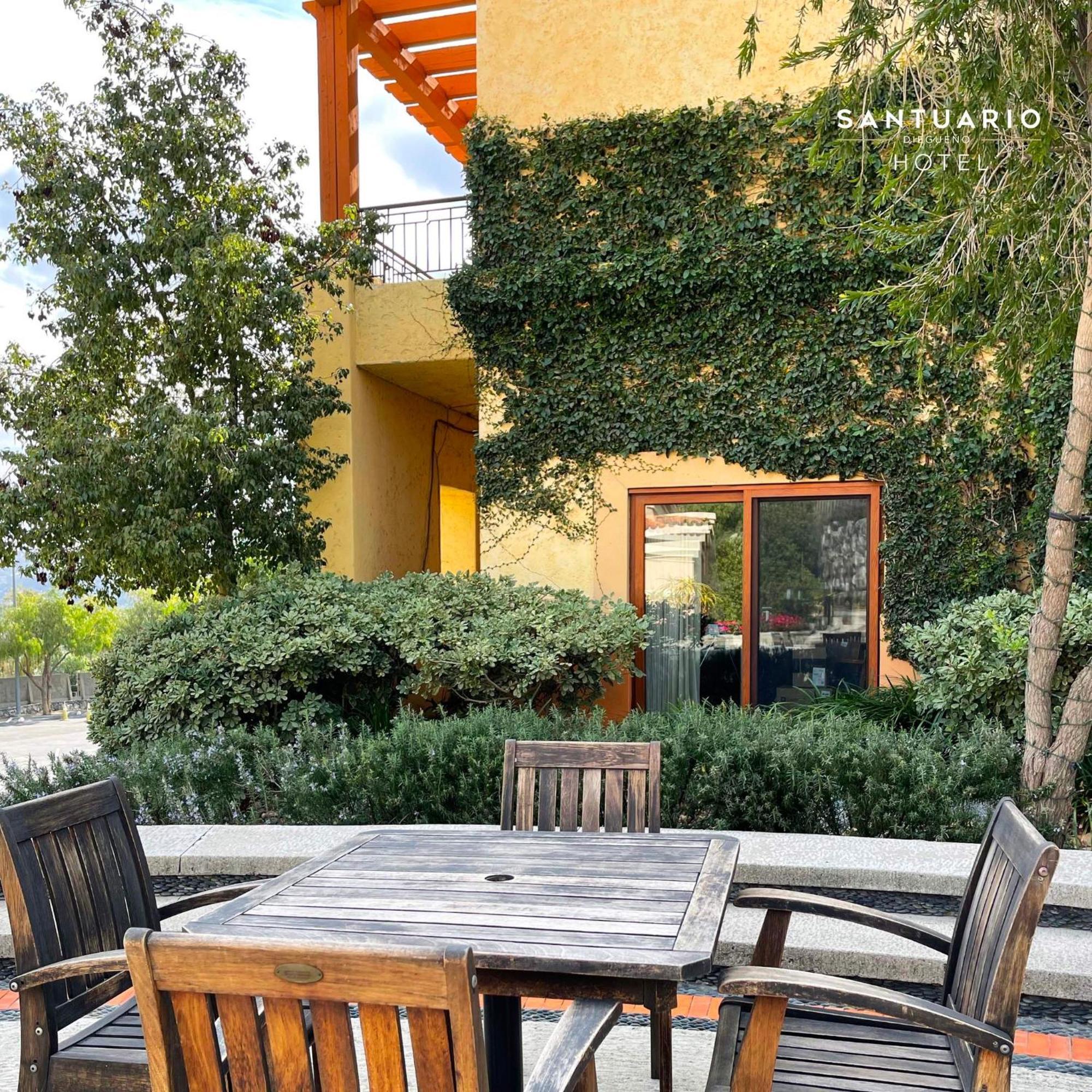 Hotel Santuario Diegueno Tecate