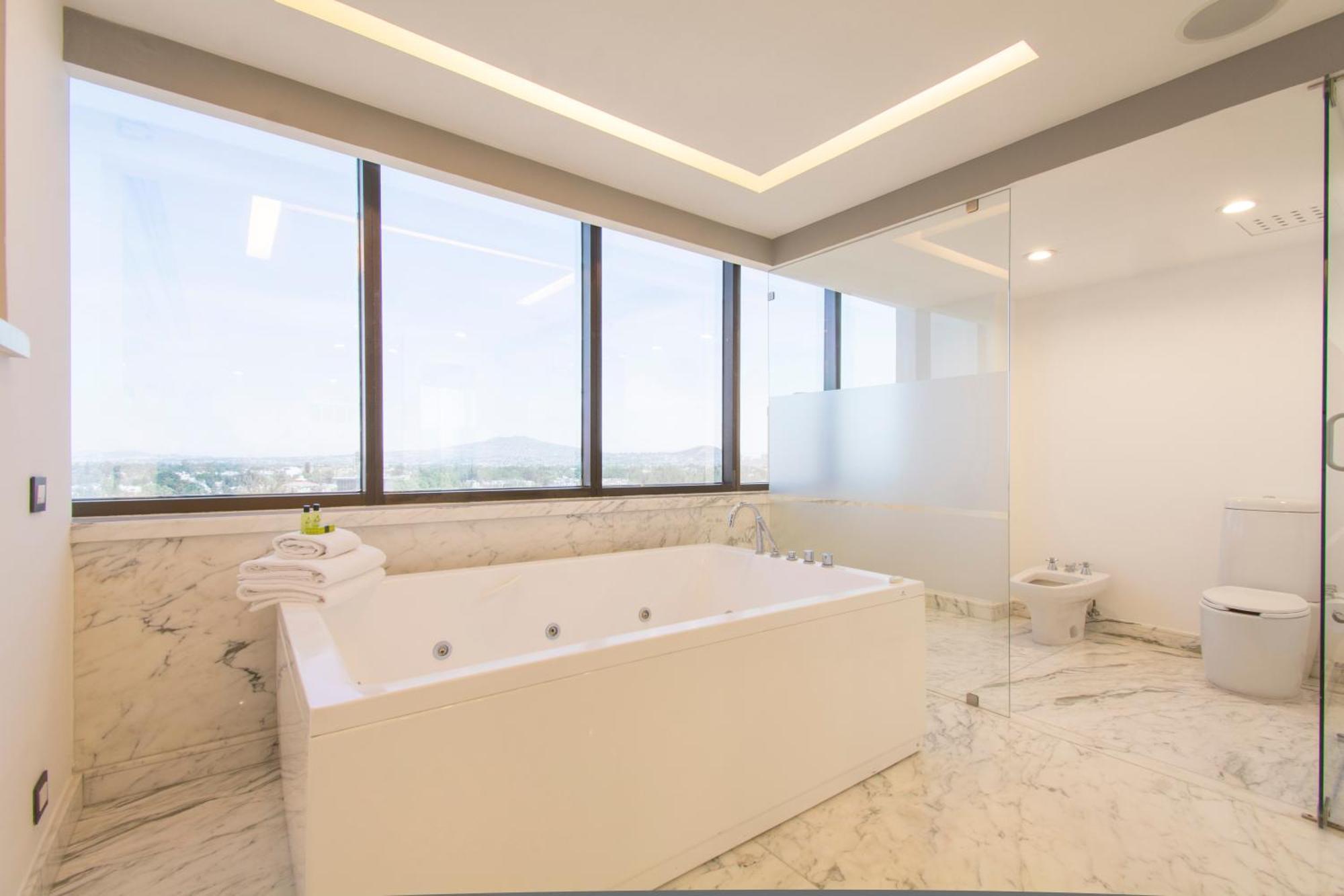 Hotel Presidente Intercontinental Guadalajara By Ihg 4*
