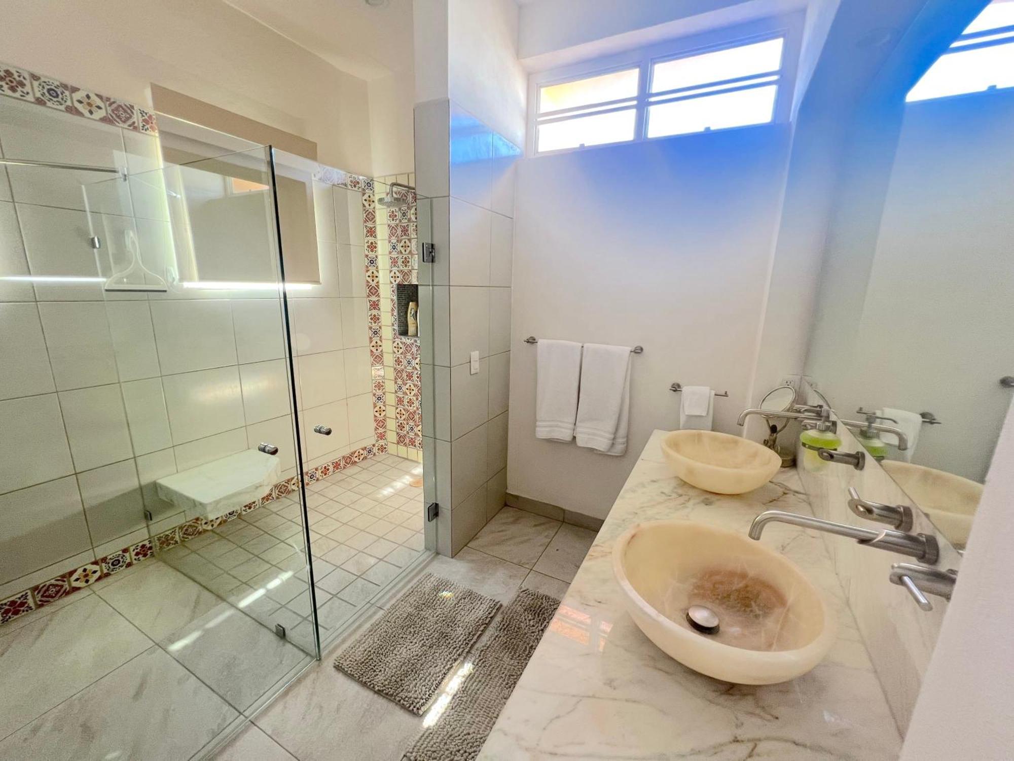 Holiday home Casa Colibri - Private Beachfront Oasis