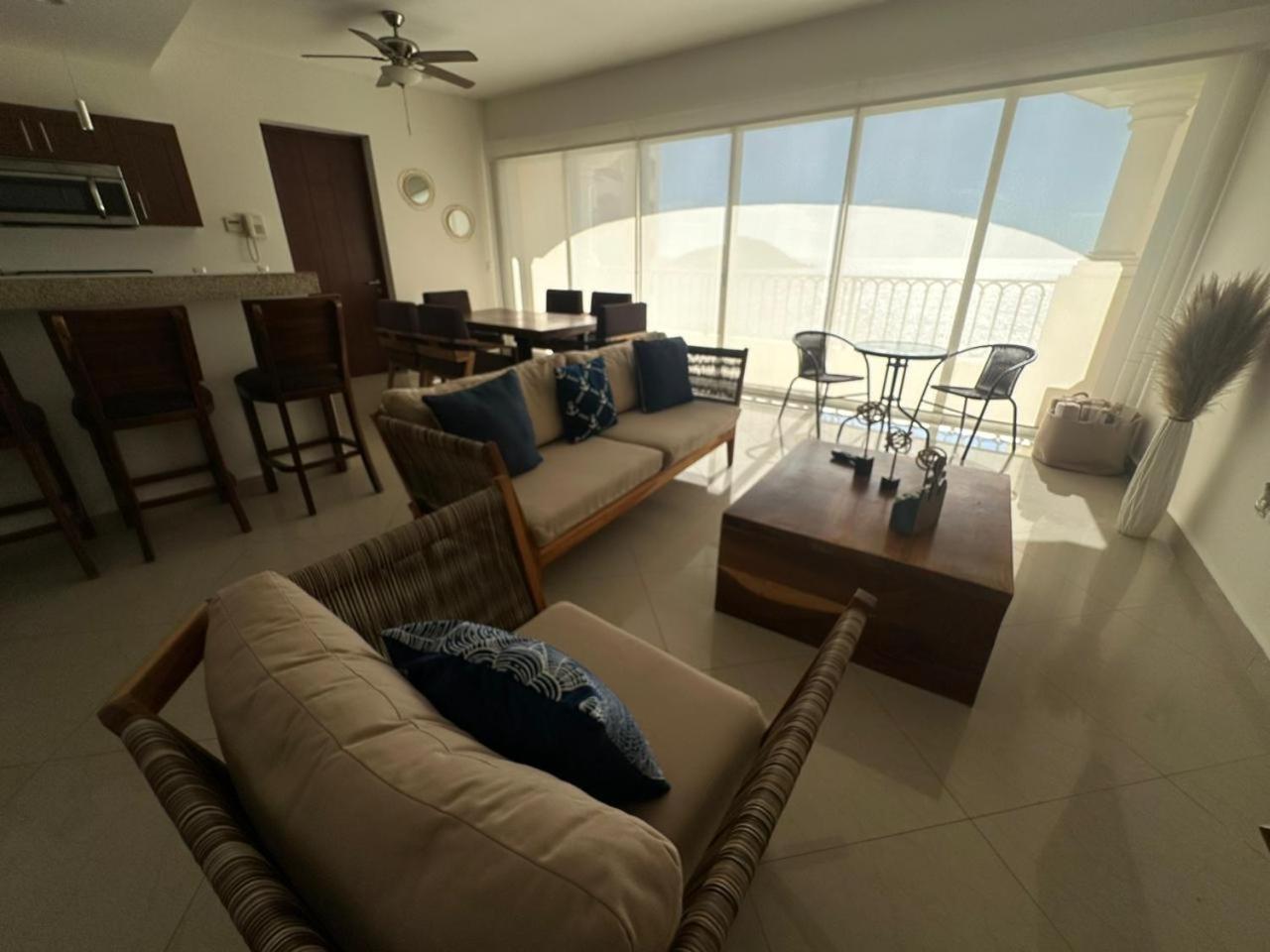 Gavias Grand Apt. 1415 * Mazatlan