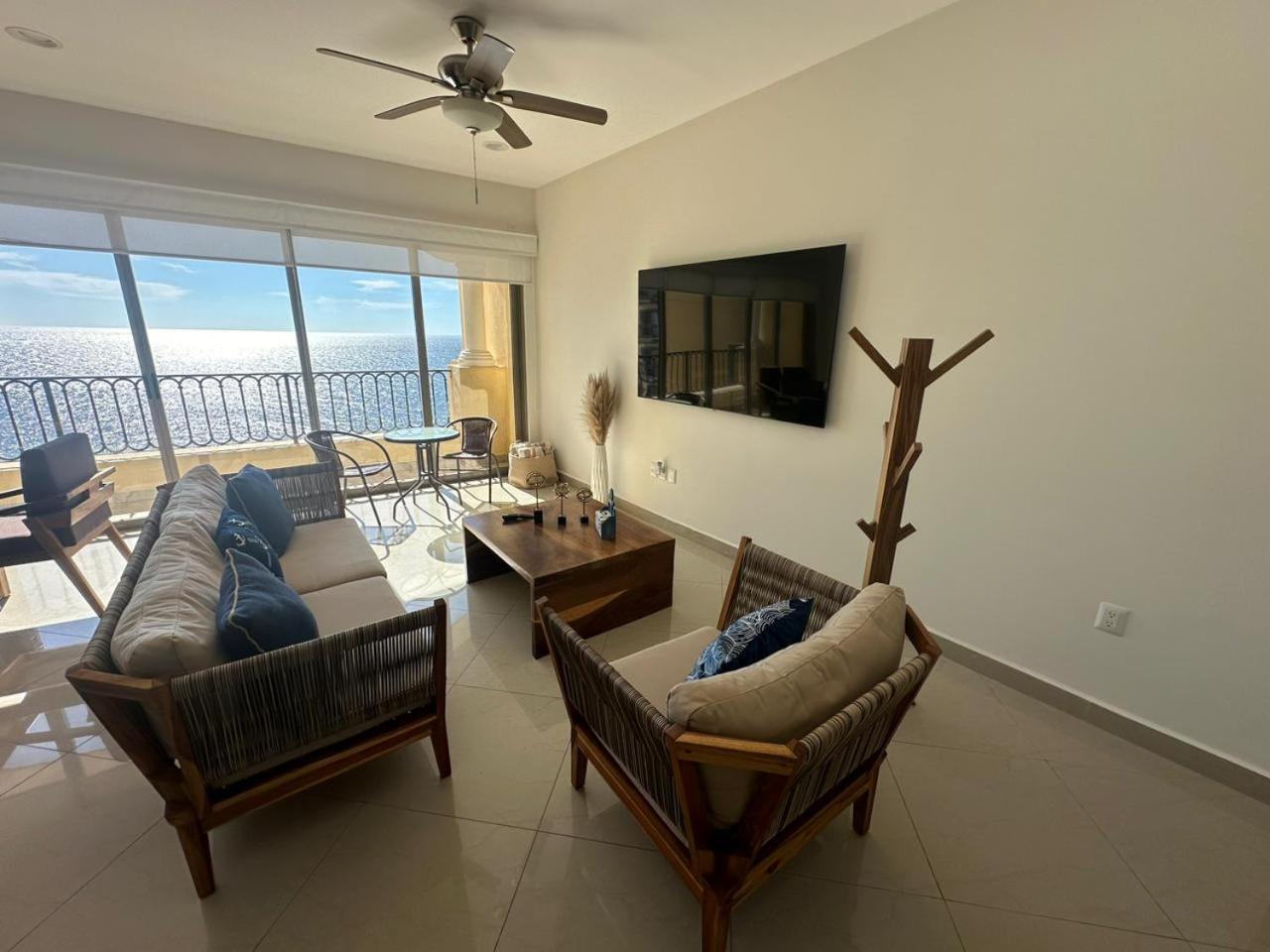 Gavias Grand Apt. 1415 Apartment *