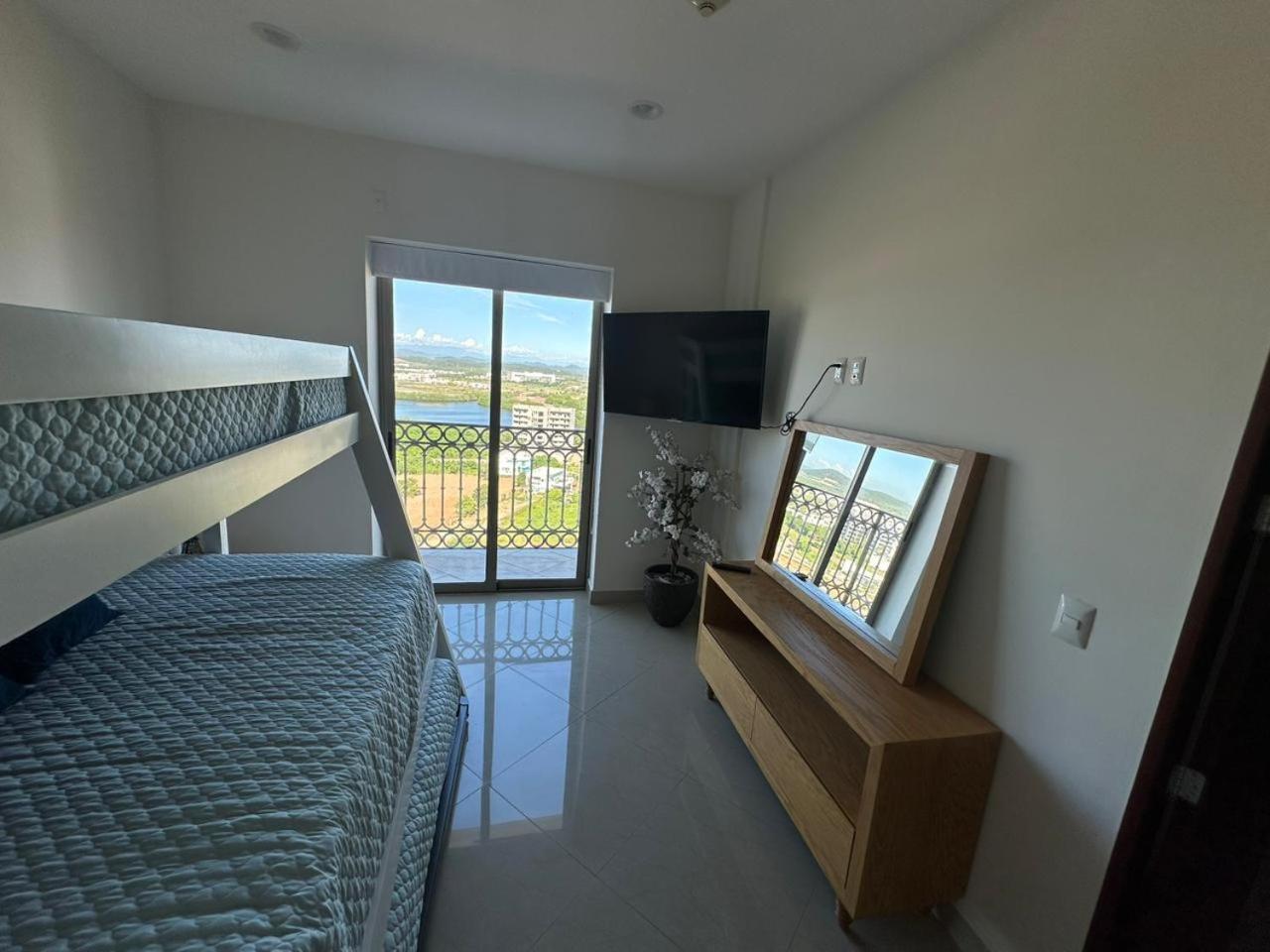 Gavias Grand Apt. 1415 * Mazatlan