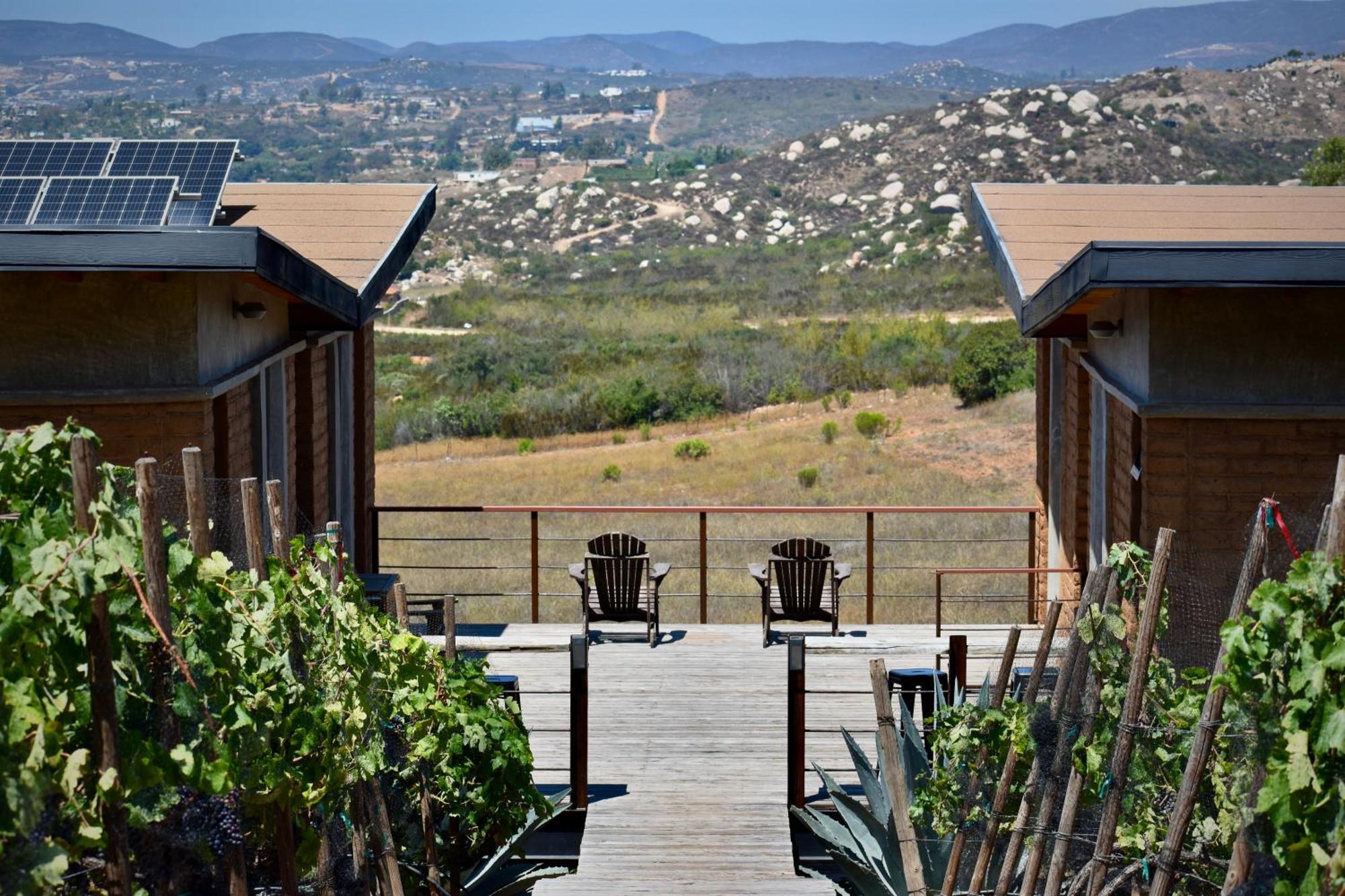 Uvauva Eco-retreat Bed & Breakfast Valle de Guadalupe