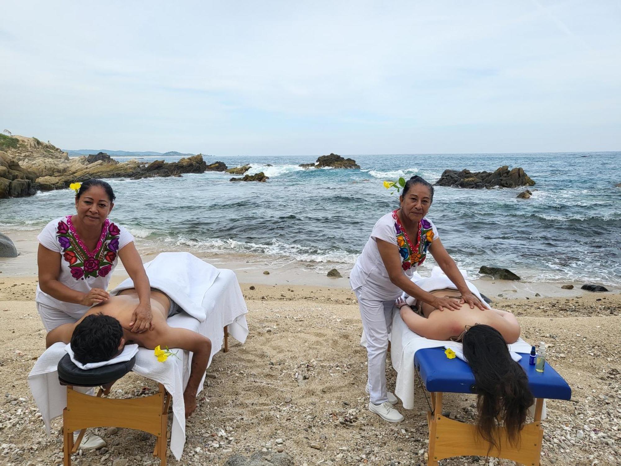 Bed & Breakfast Luz De Mar ' Right On The