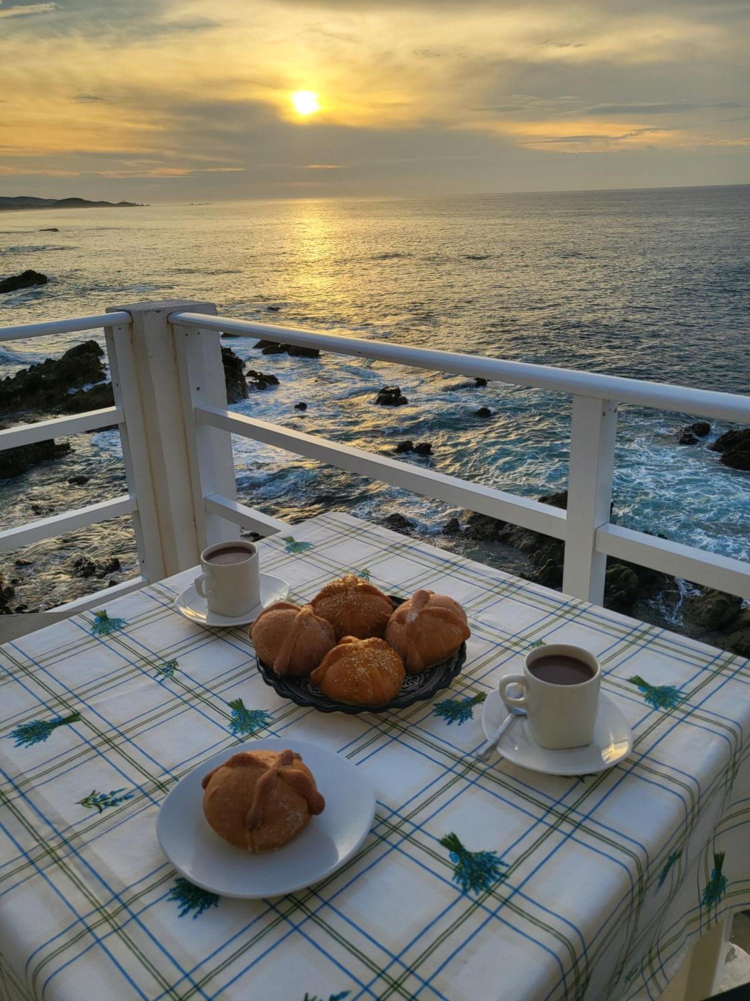 Luz De Mar ' Right On The Bed & Breakfast *
