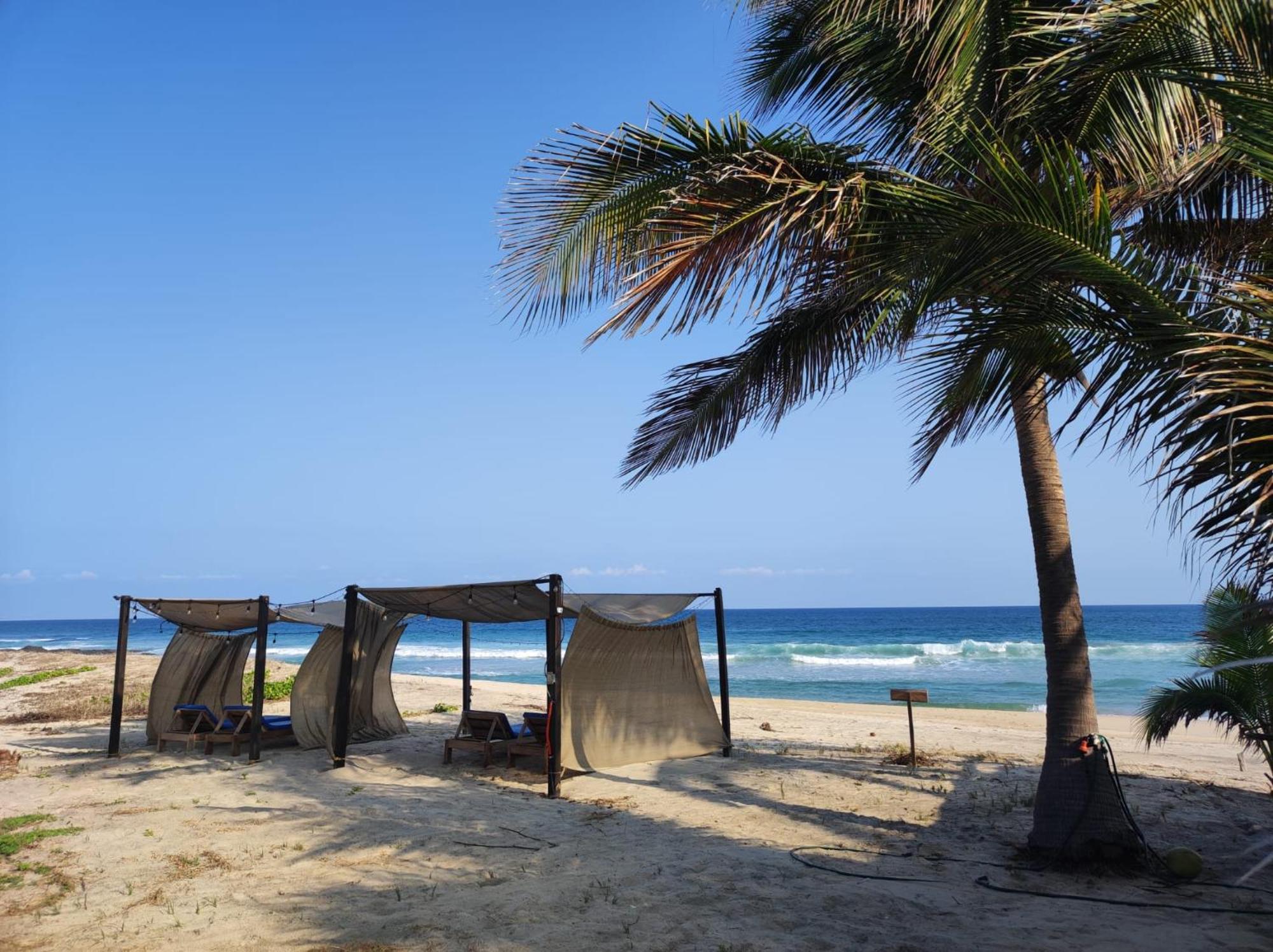 Bed & Breakfast Beachfront Paradise Boutique Agua Blanca