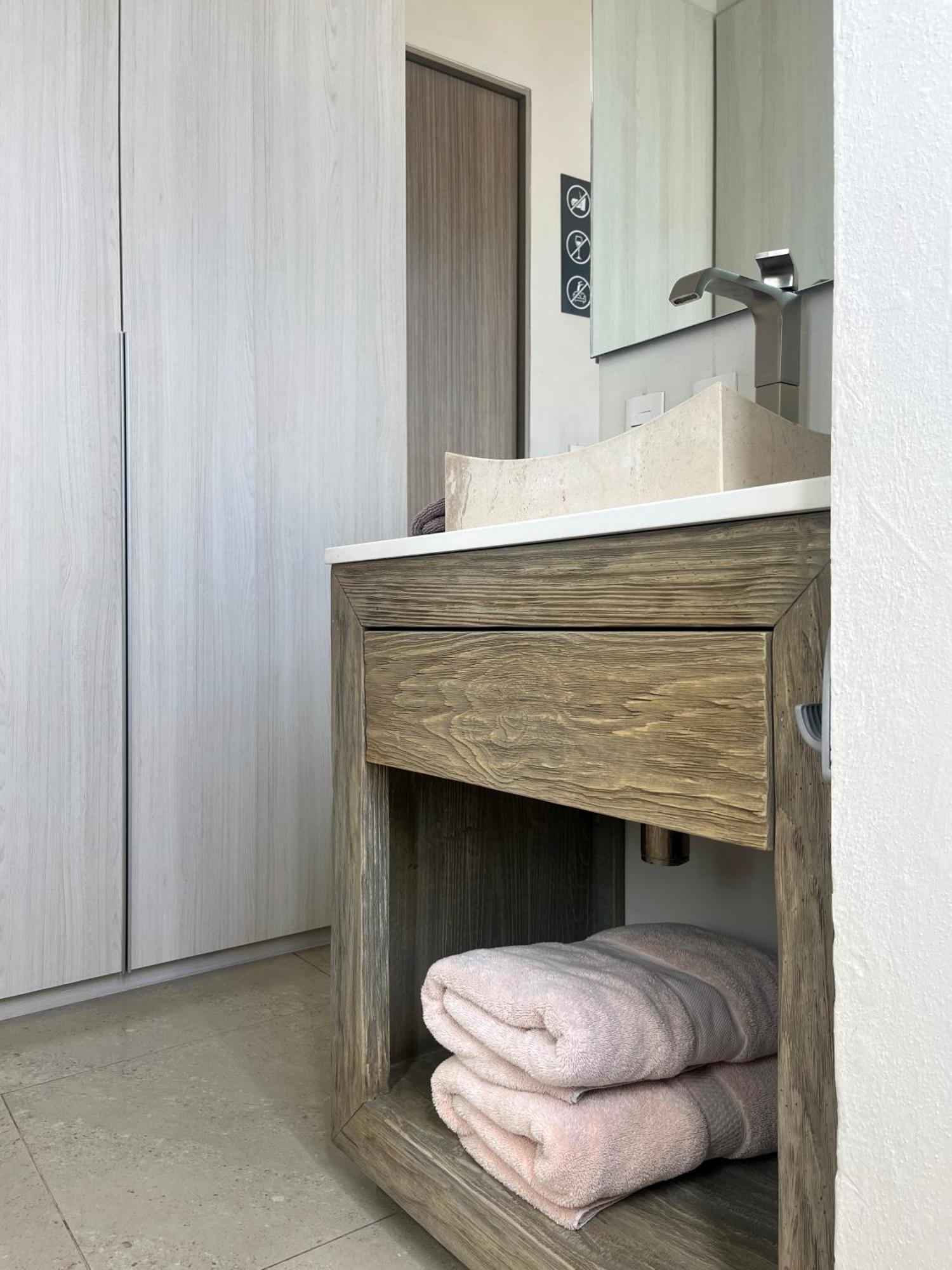 Laviu Luxe Guest house