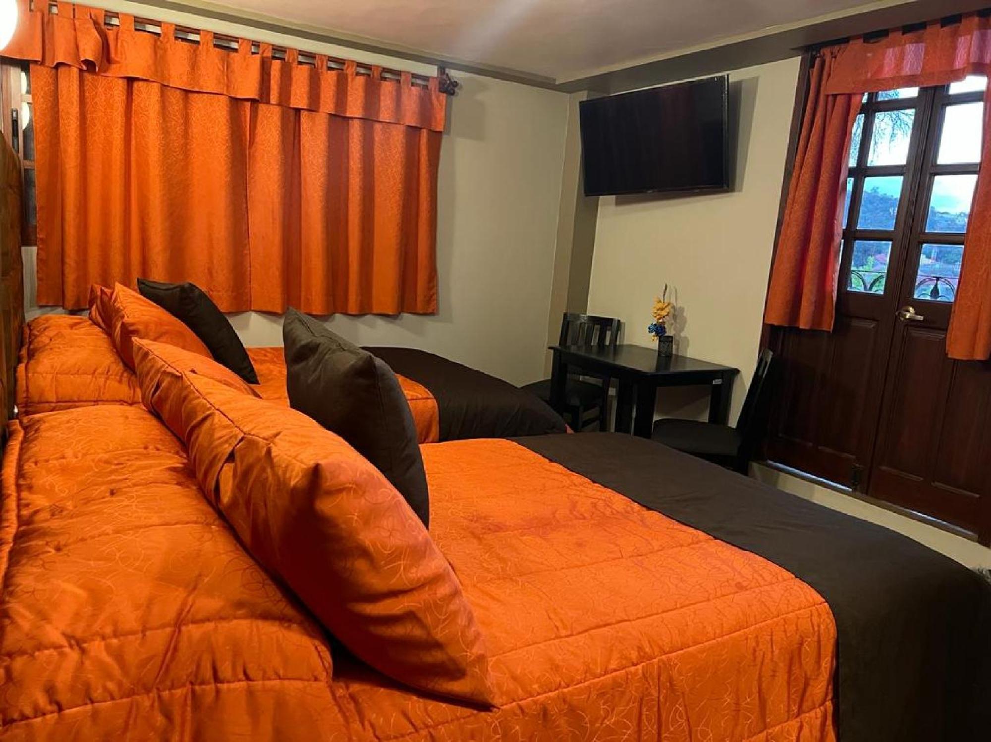 Paraiso Real Hotel 3*