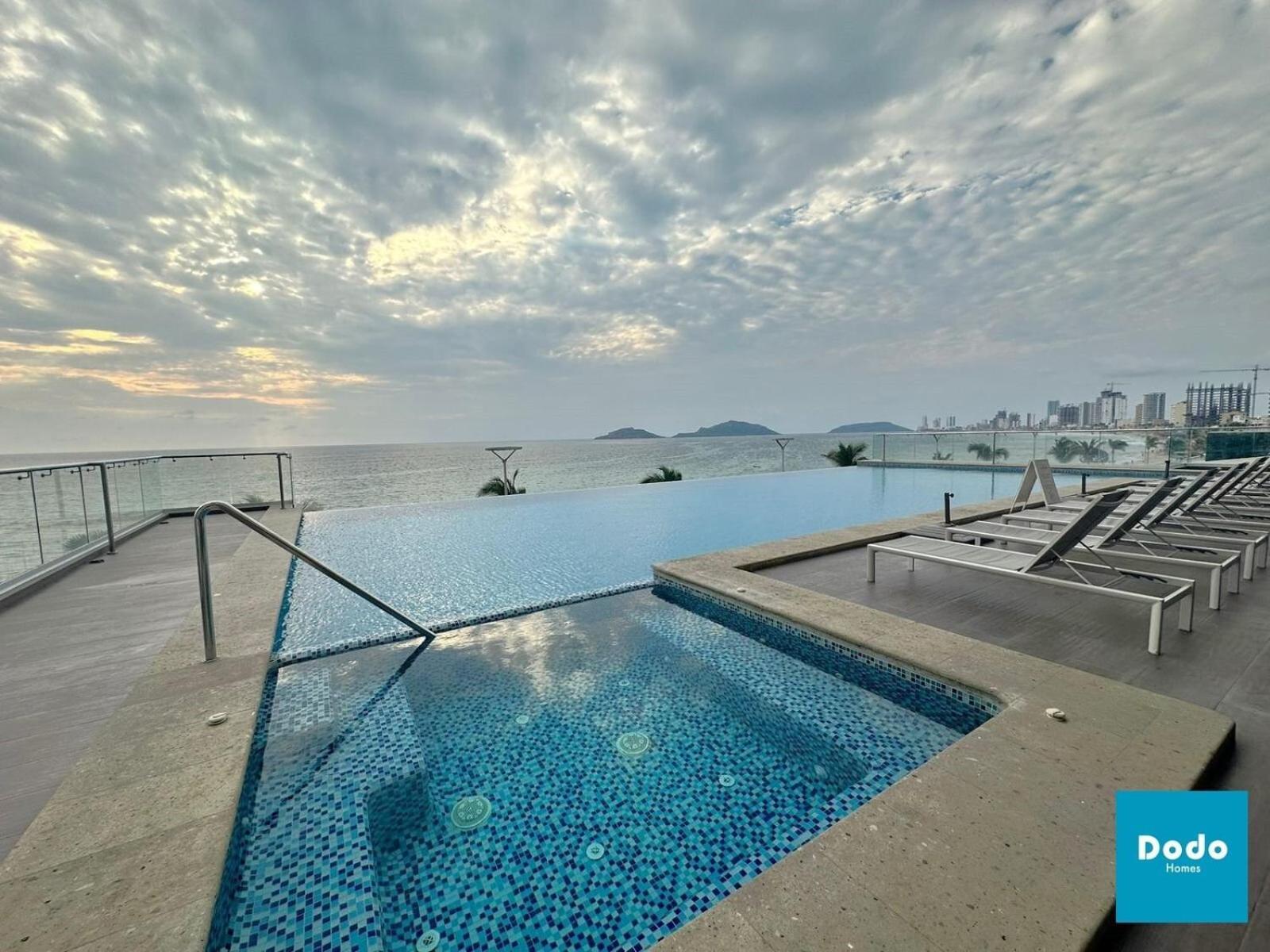 Sunset View Luxury Apartment