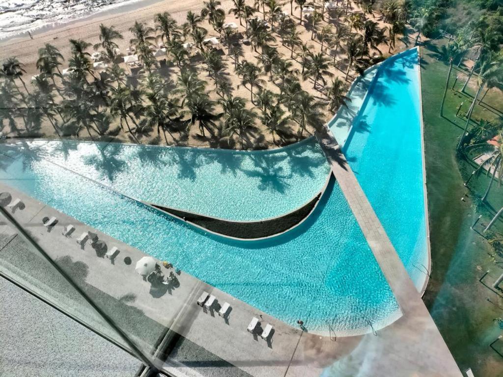 Luxury 2 Bedroom Front At Apartment *