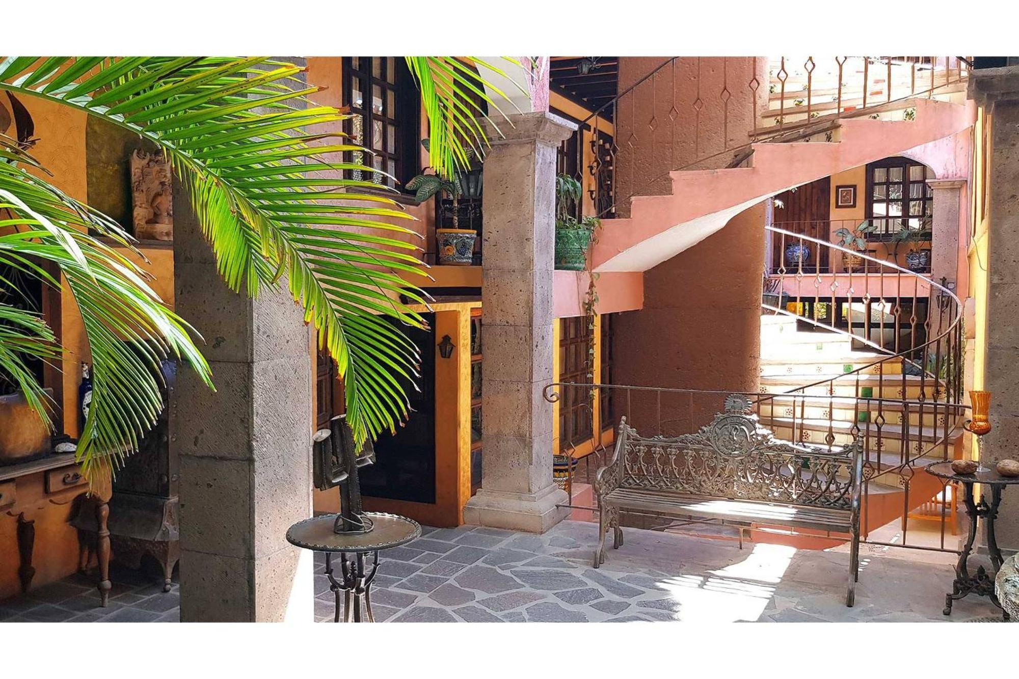 Boutique De Flores Loreto Hotel