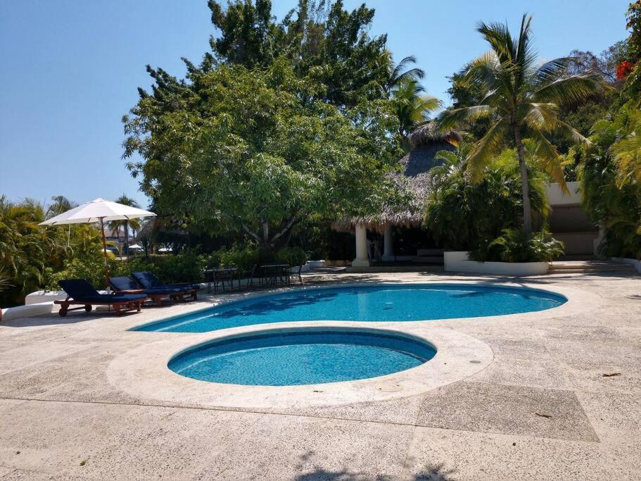 Ixtapa Zihuatanejo Alegria Y Familia