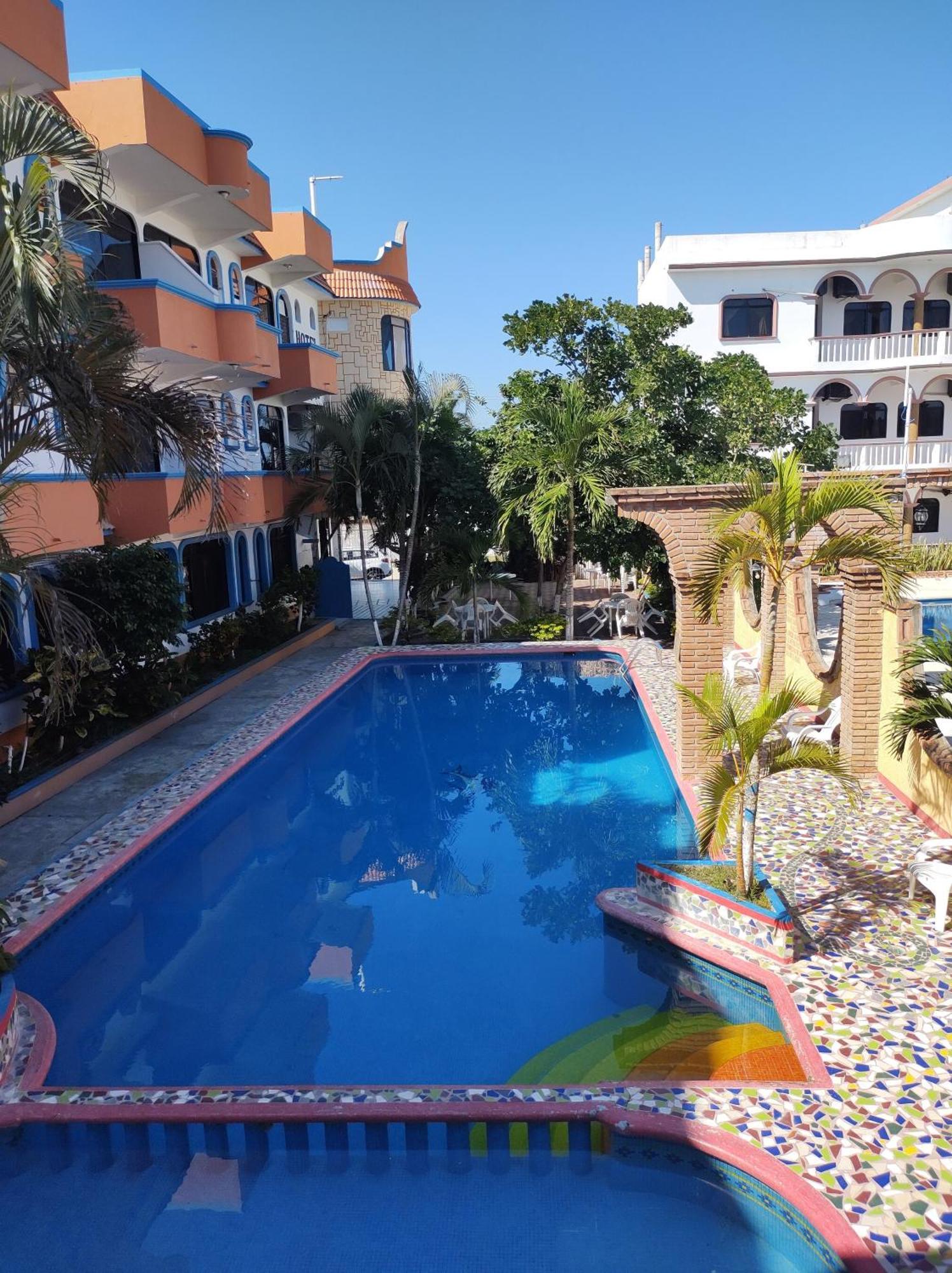 Real Del Quijote A Solo 50 Metros De La Playa Hotel 3*