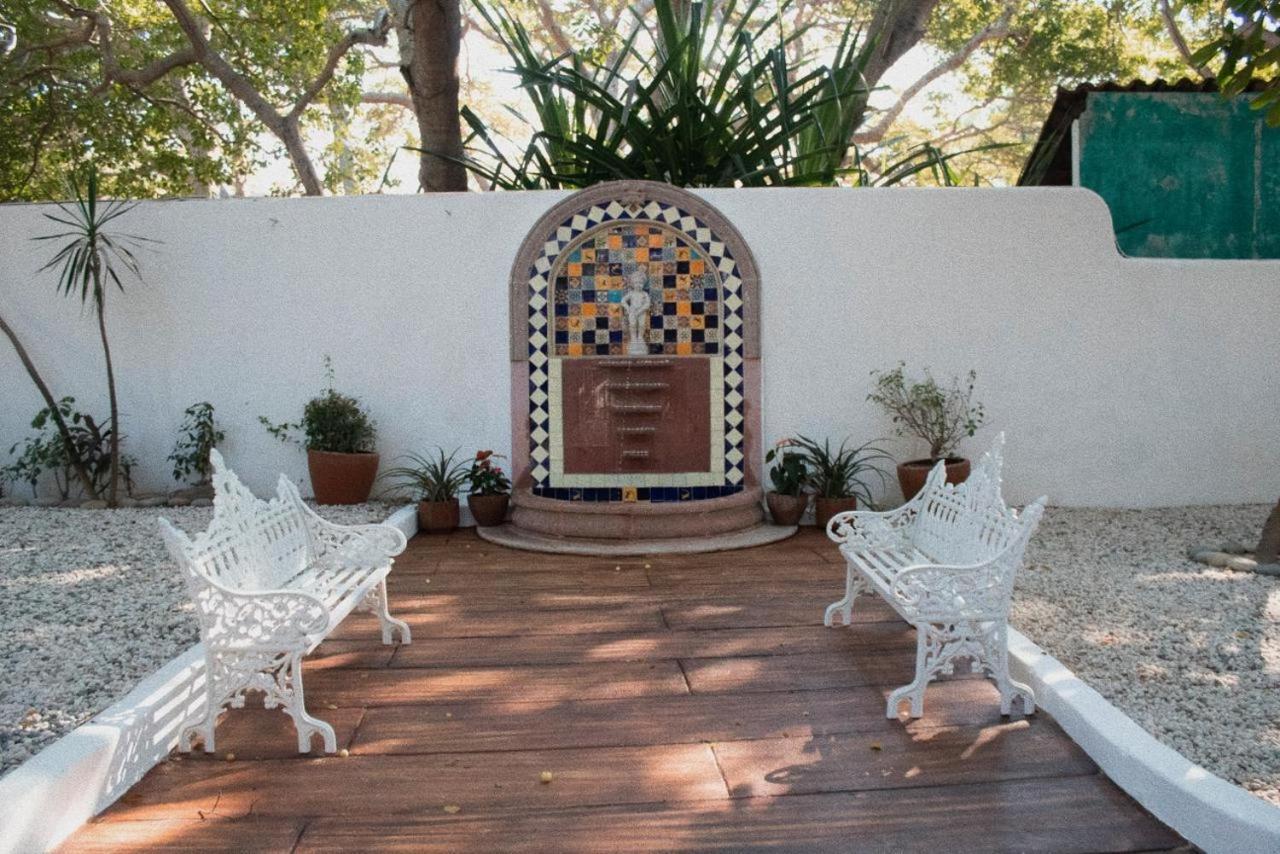 Casa Faro Bed & Breakfast