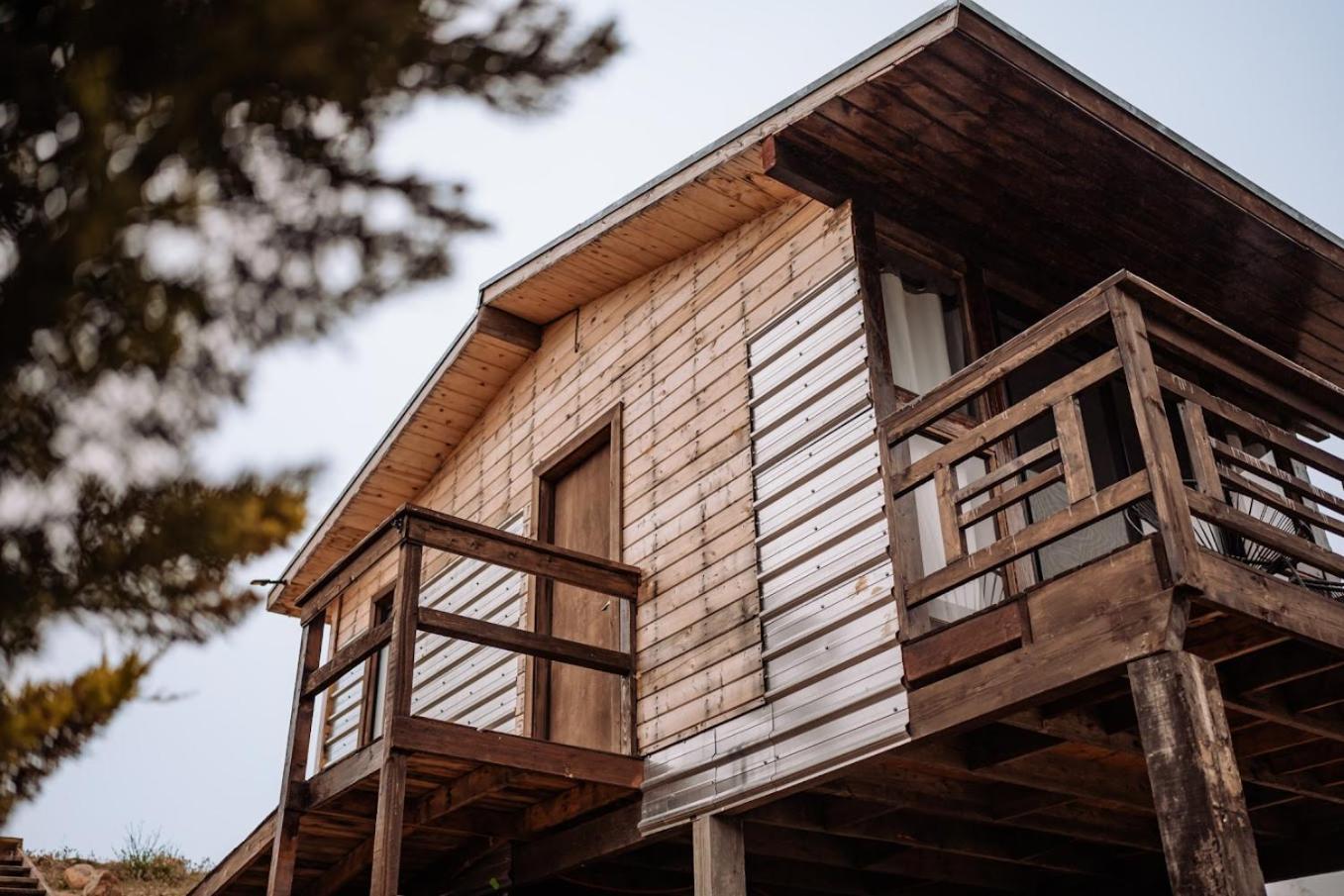Lodge Selah