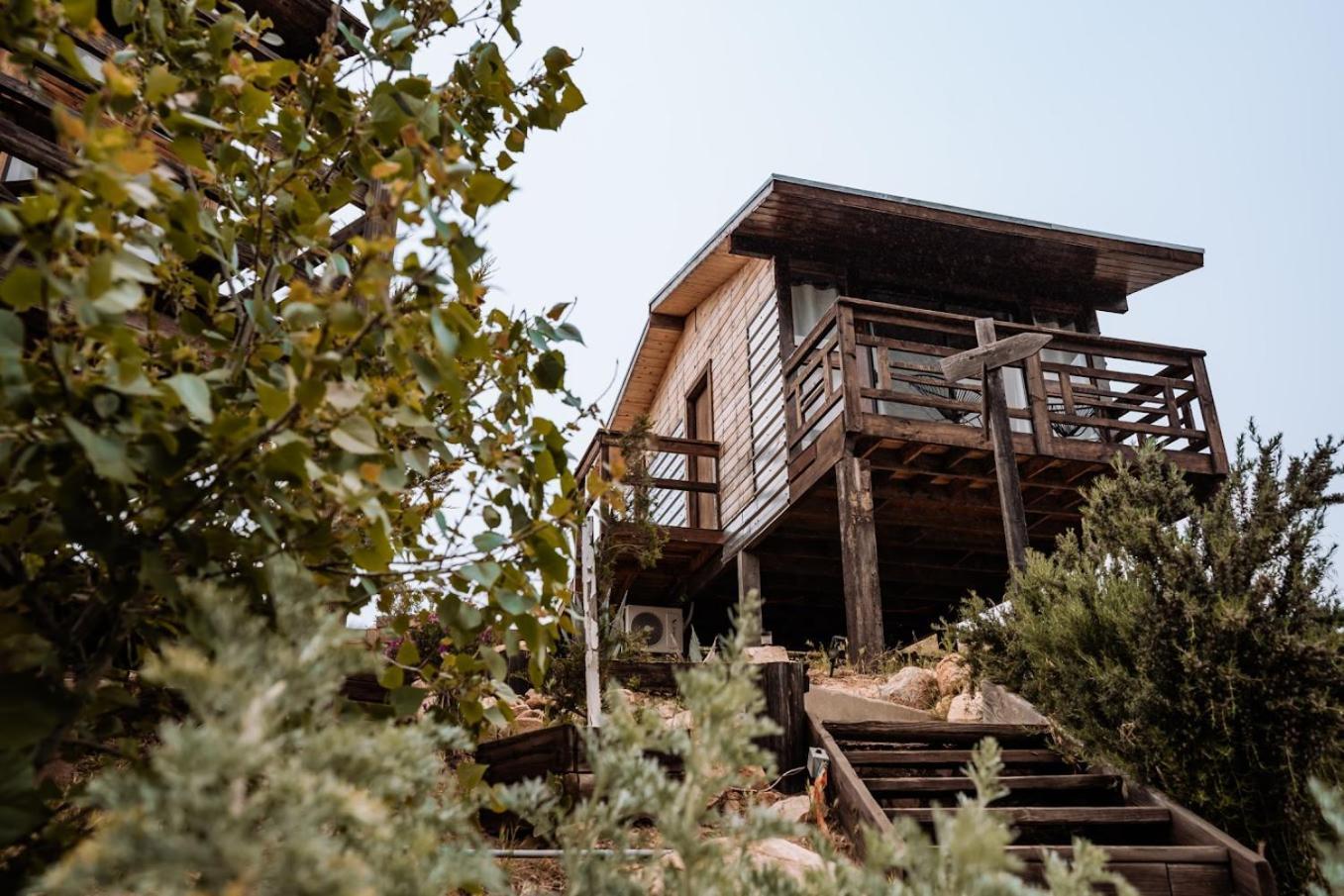 Lodge Selah *