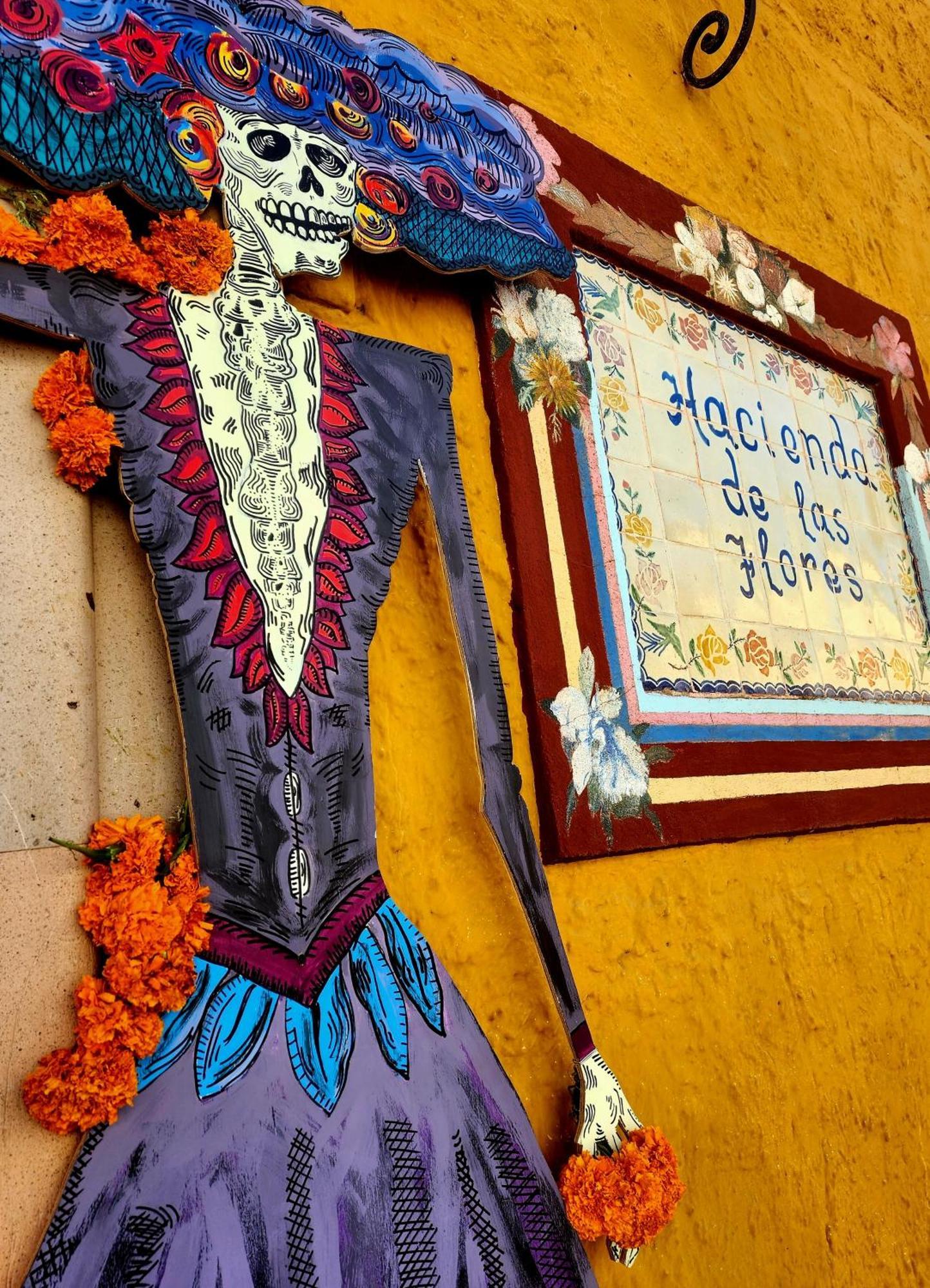 Hacienda De Flores