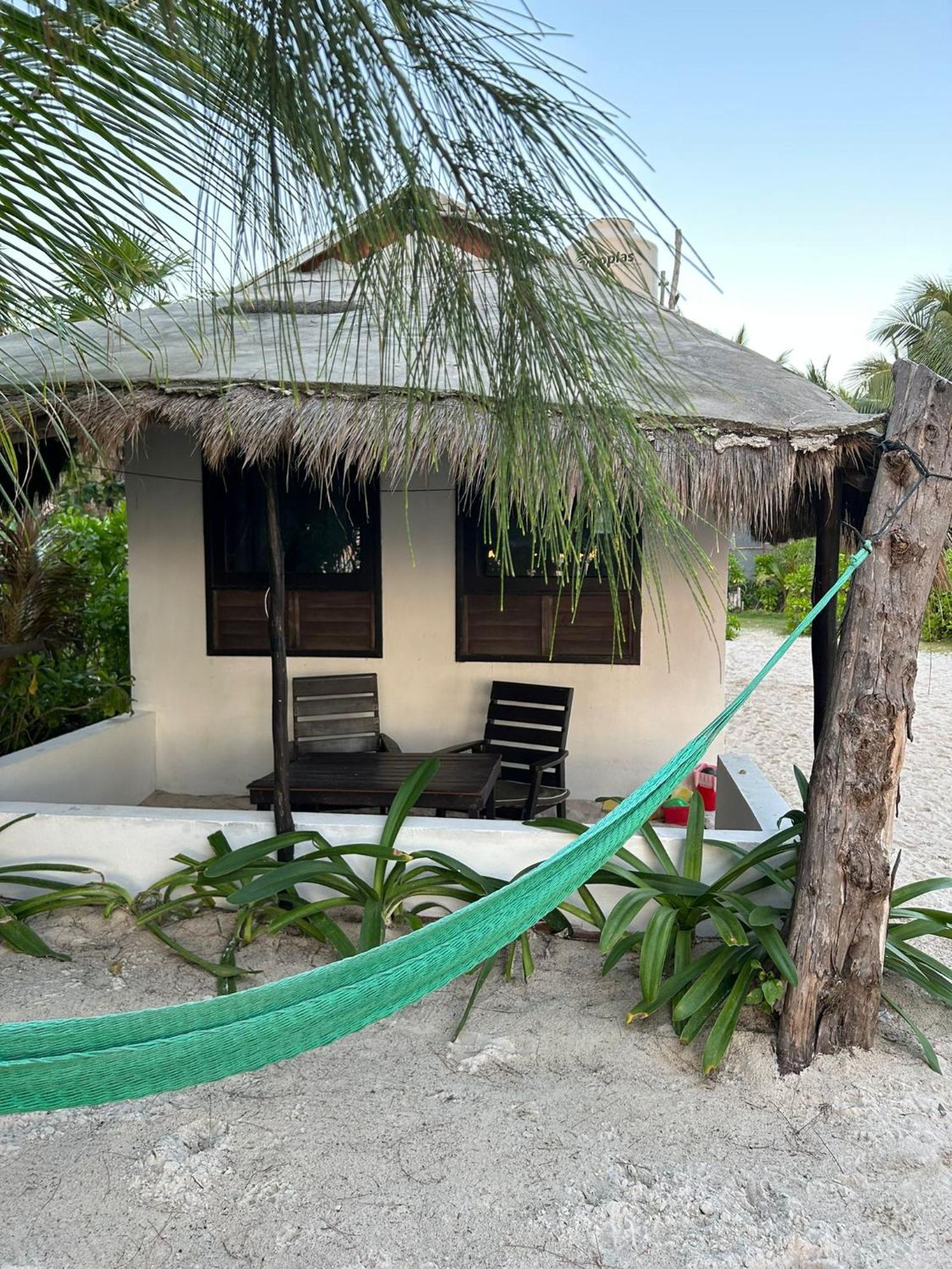 Lunazul Eco-cabana Frente Al Mar Lodge Mahahual