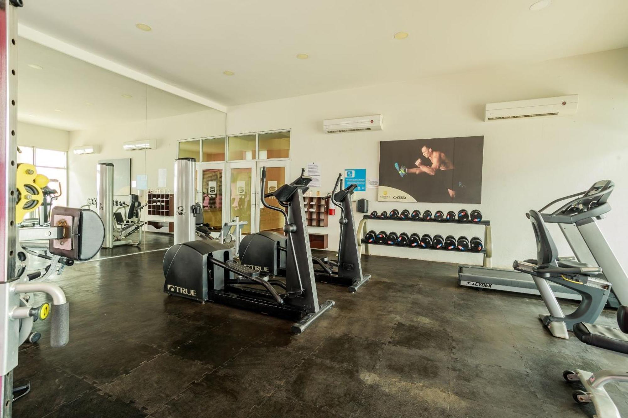 Hotel Camino Real 5*