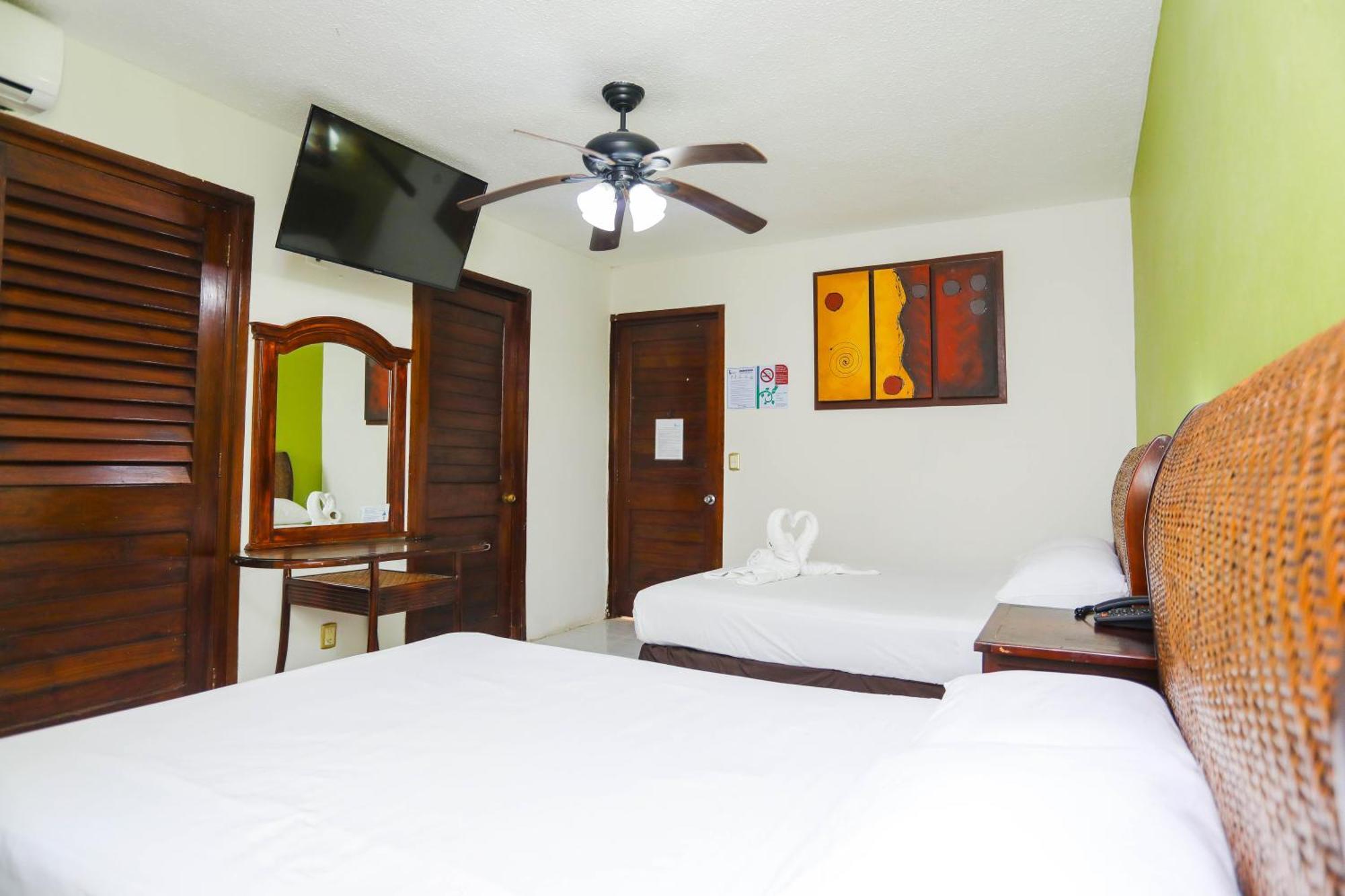 Hotel Parador 3* Cancun