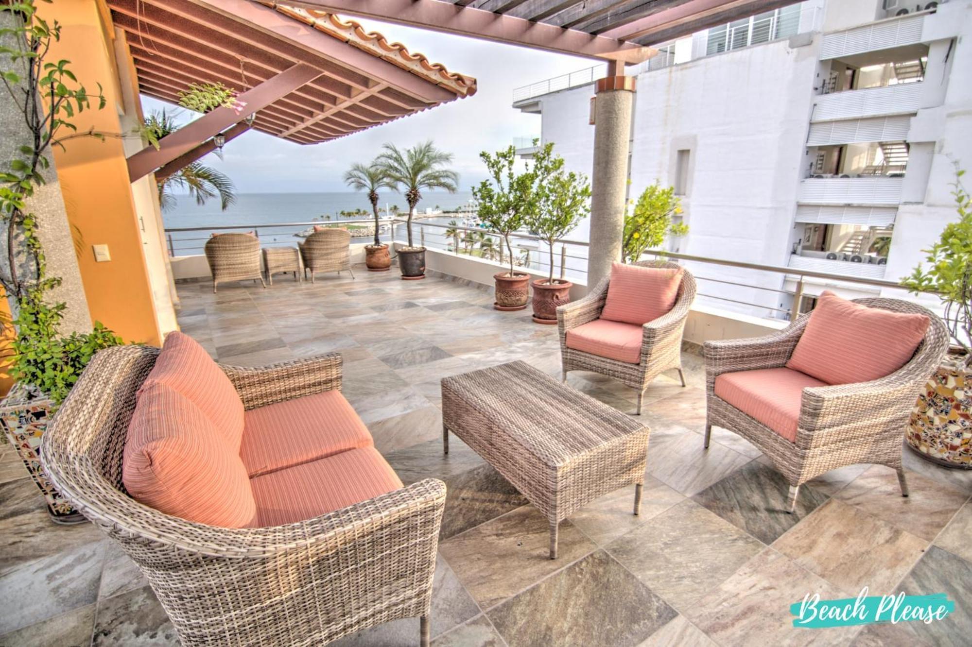 Casa Colibri - Private Beachfront Oasis