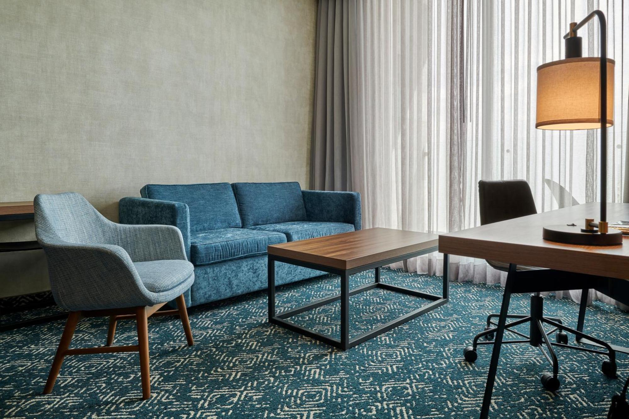 Four Points By Sheraton Hotel 4*