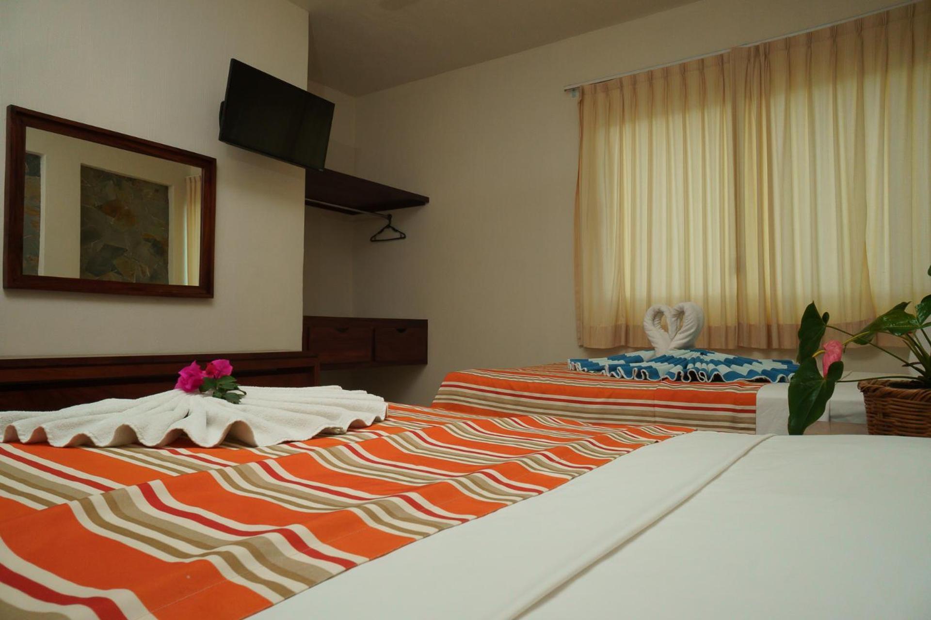 Auroza Hotel 3*