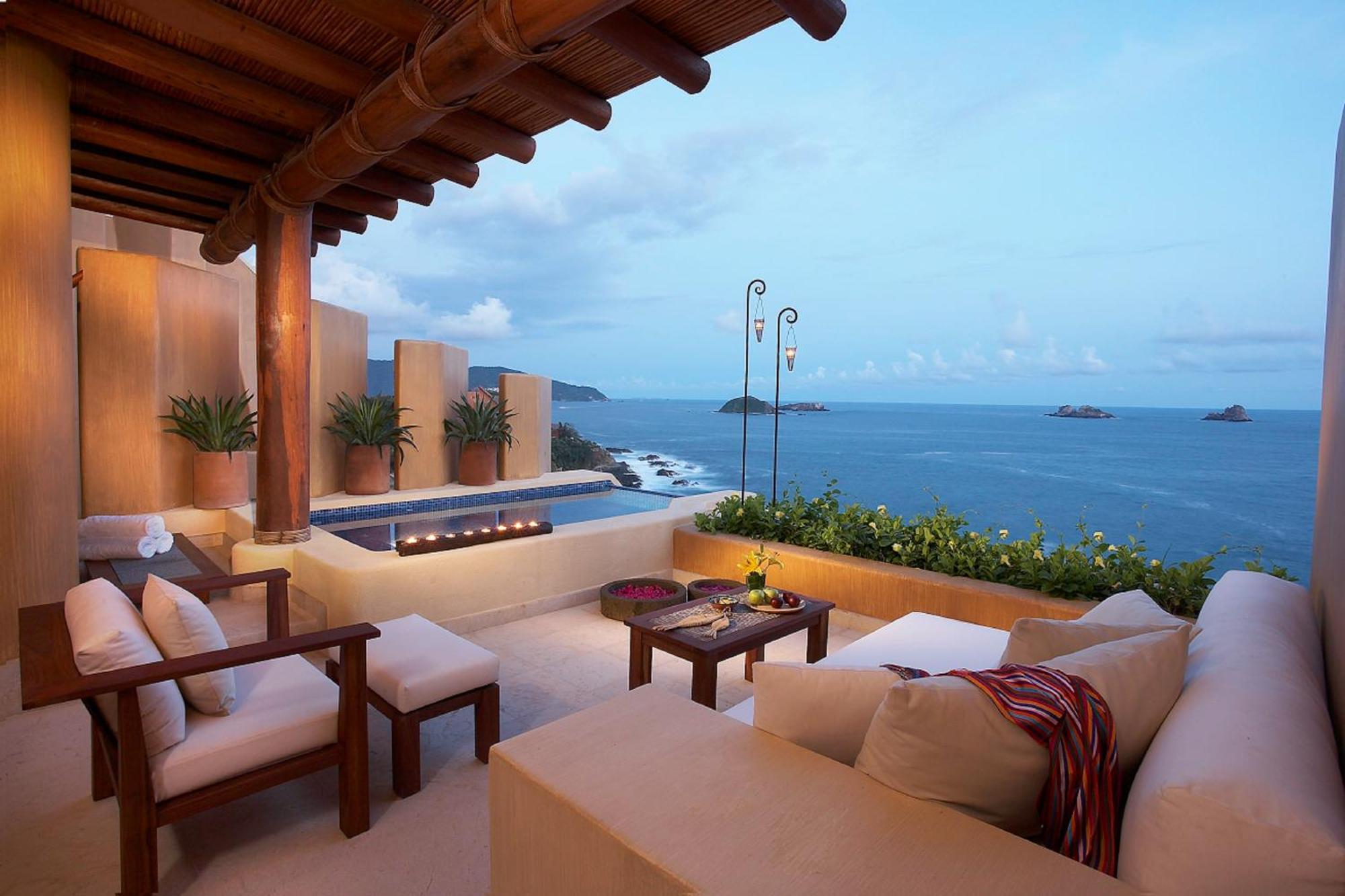 Cala De Mar & Ixtapa Ixtapa (Guerrero)