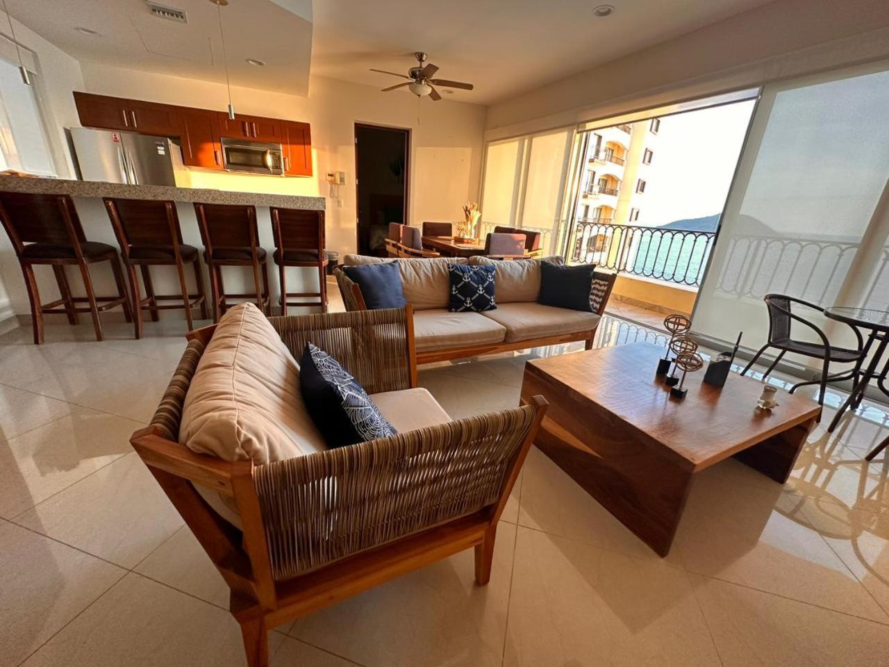 Gavias Grand Apt. 1415 Mazatlan