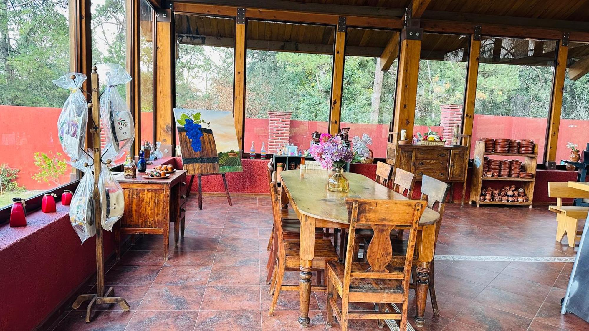 Inn Angeles Hospederia & Sociales
