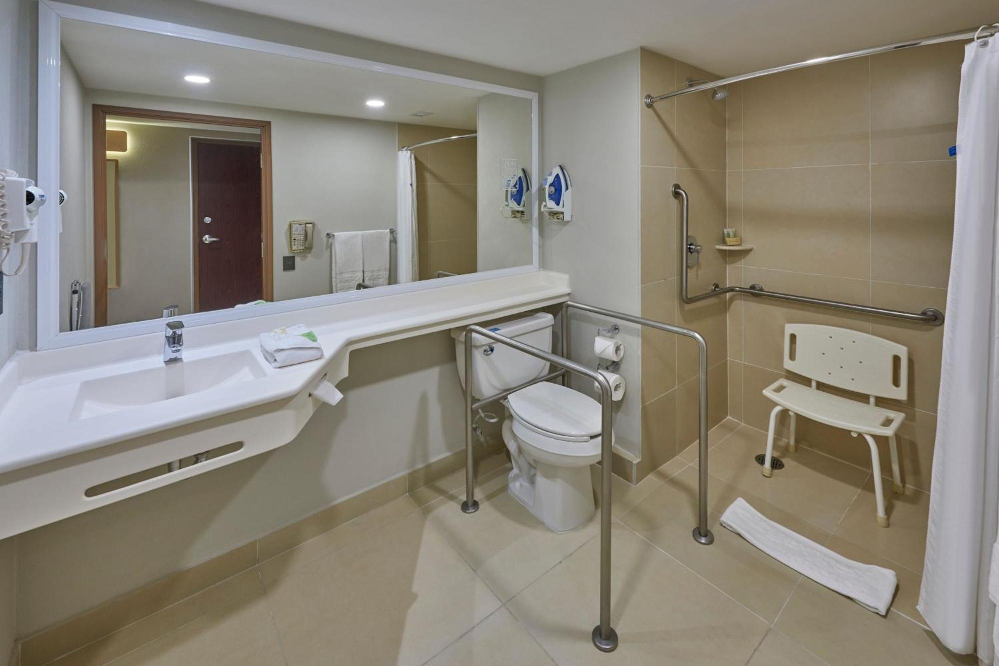 Express By Marriott Mochis 4*