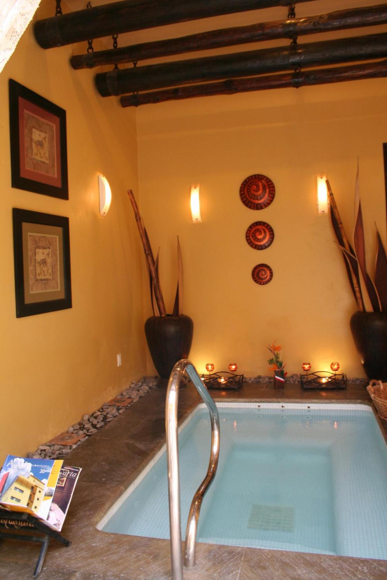 La Casa De Patios & Hotel 5*