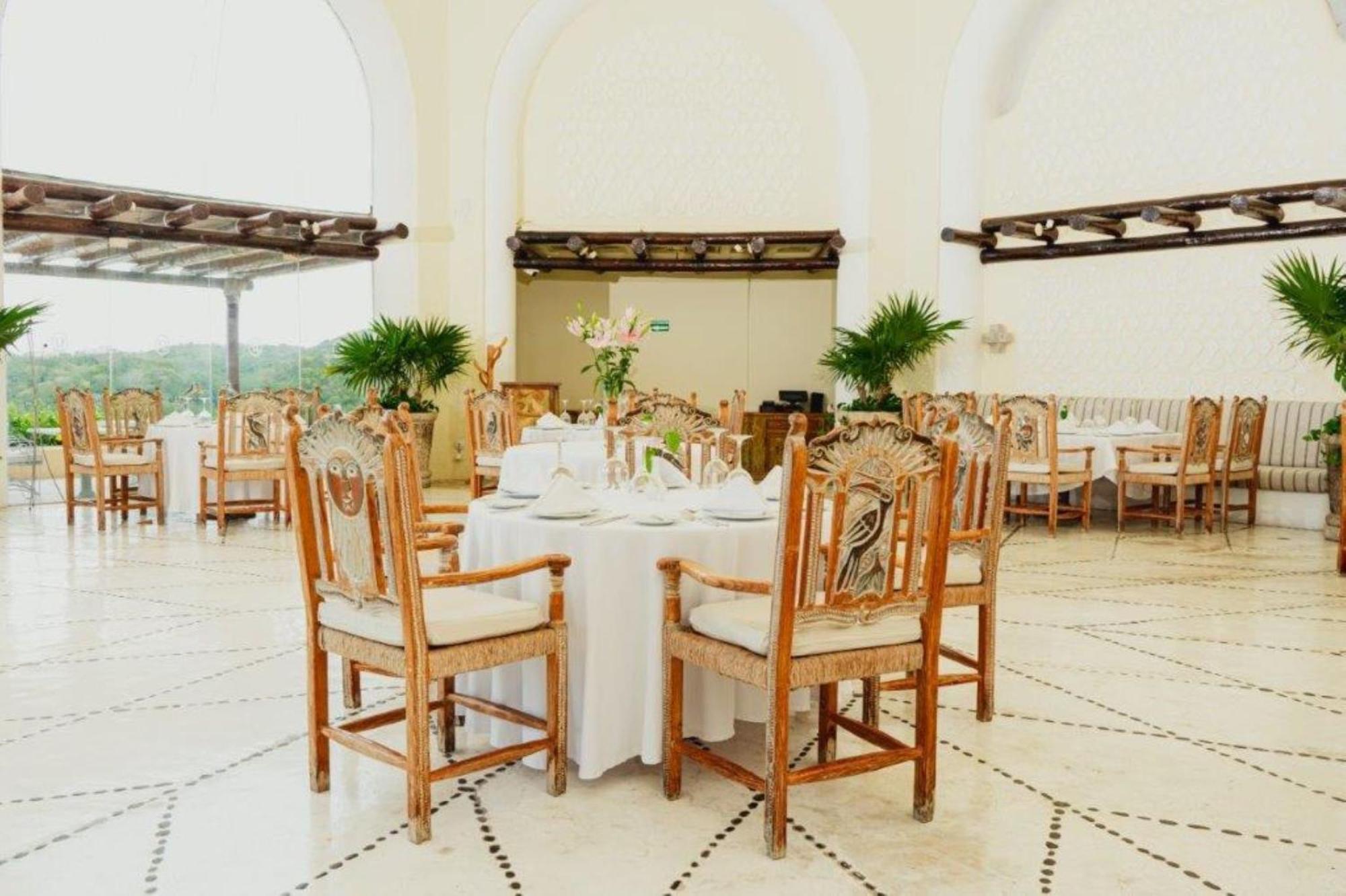 Quinta Real Huatulco Hotel 5*