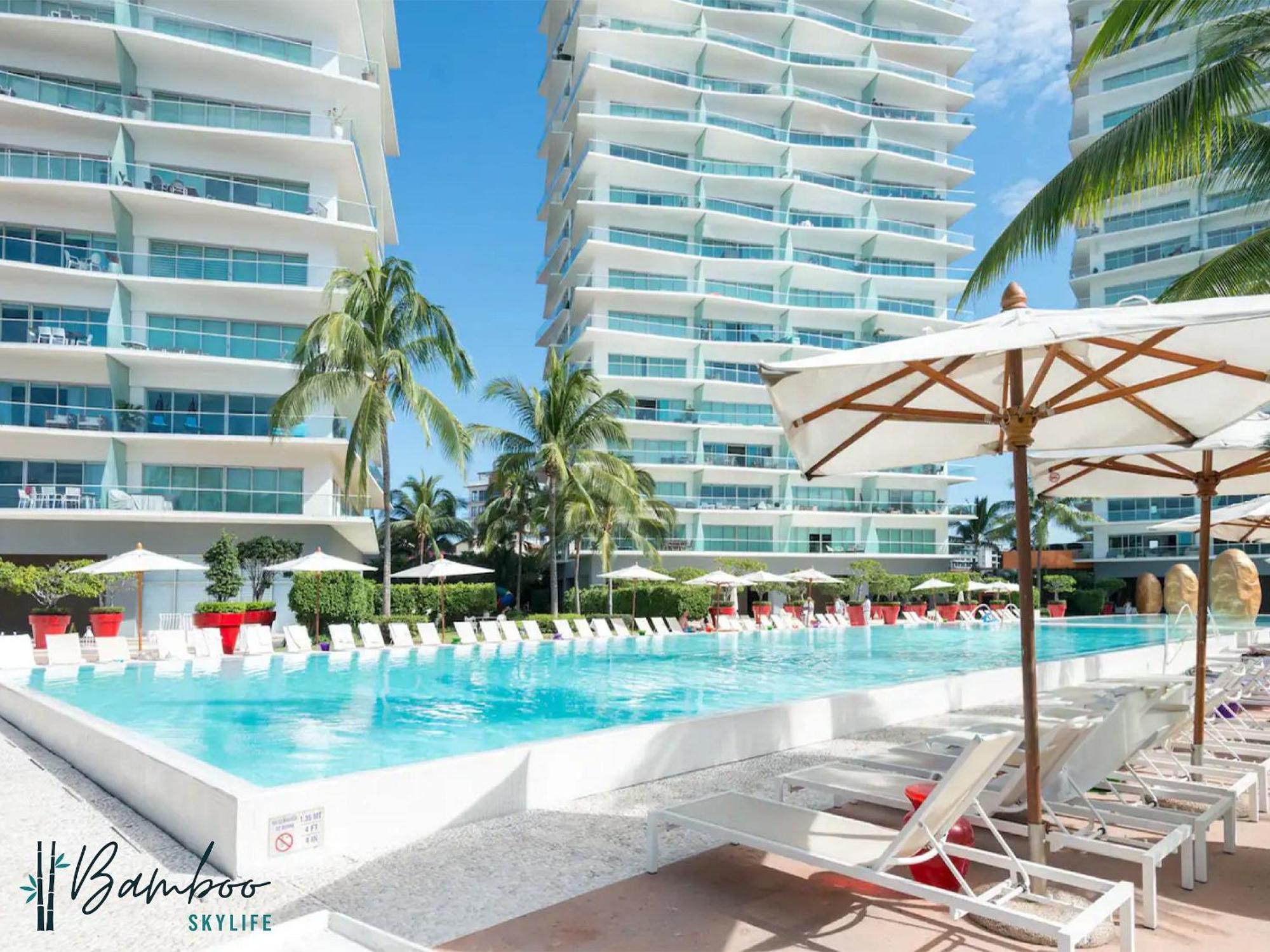 Icon Vallarta Front By Bamboo Skylife * Puerto Vallarta