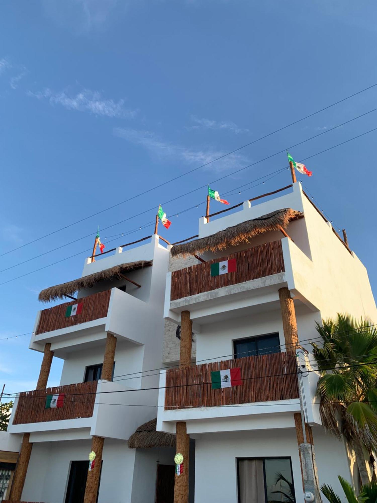 Hotel Casa Delfines 4*