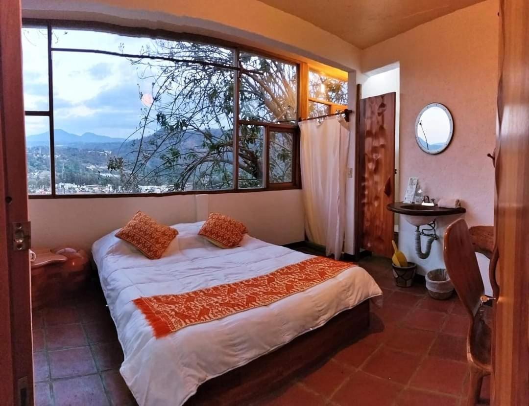 El Encinal De Flores Lodge Valle de Bravo