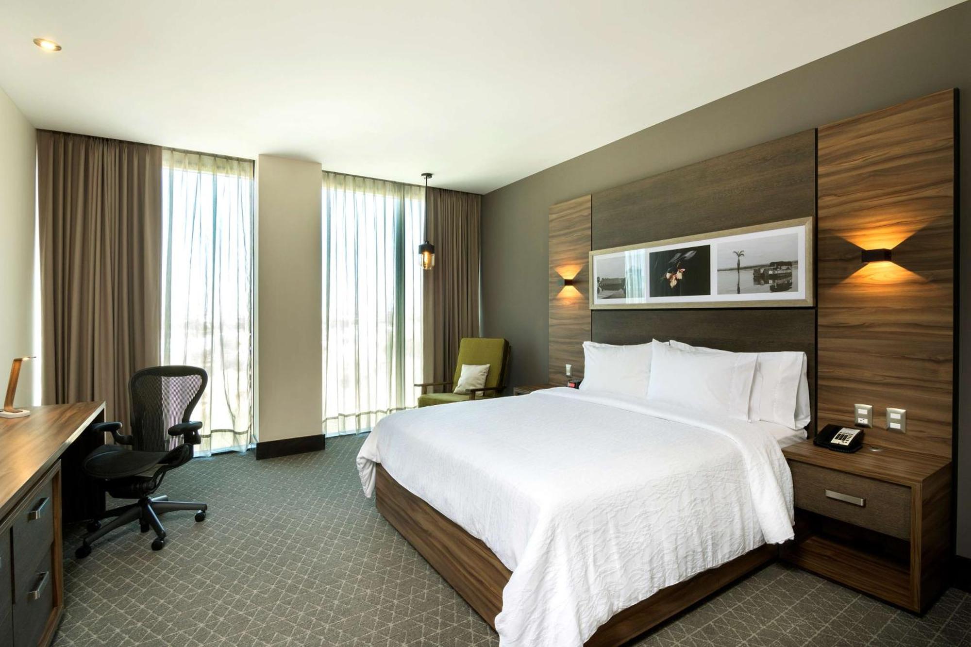 Hotel Hilton Garden 3*