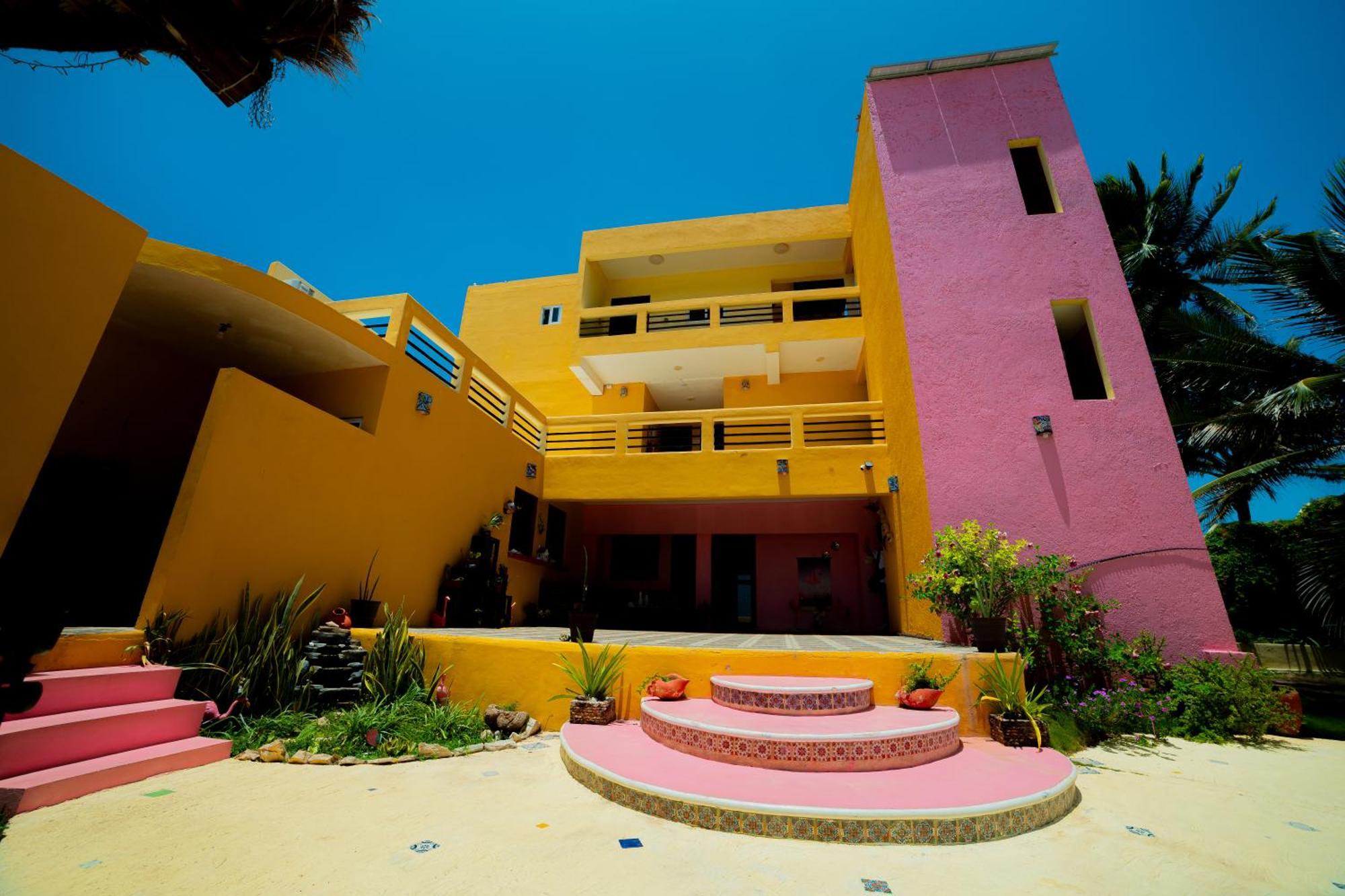 Flamingos Hotel 3*