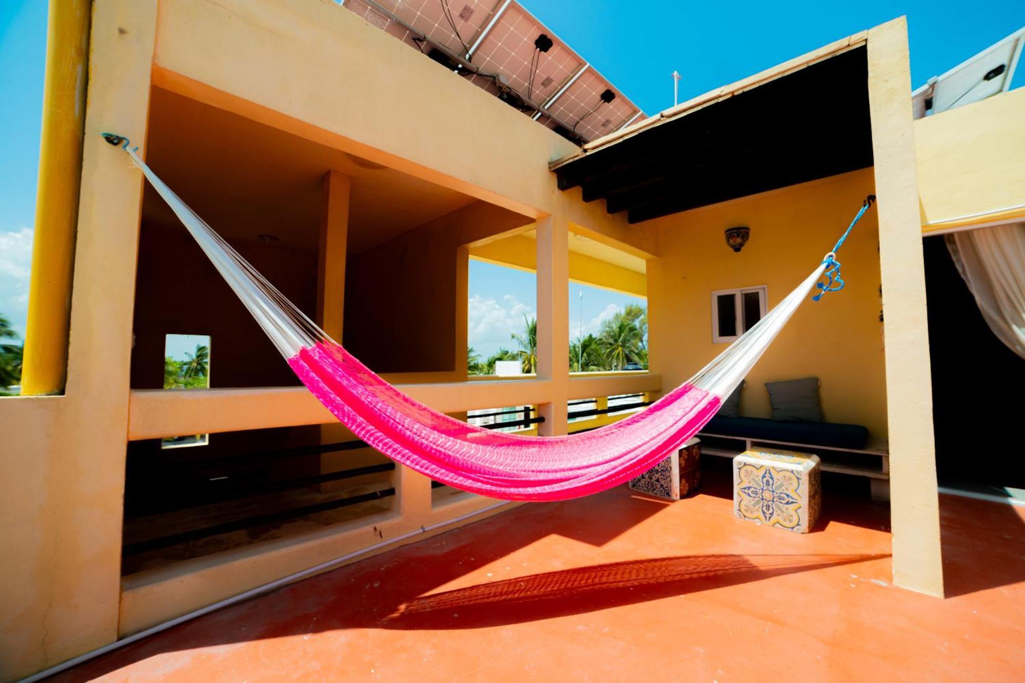 Flamingos Hotel
