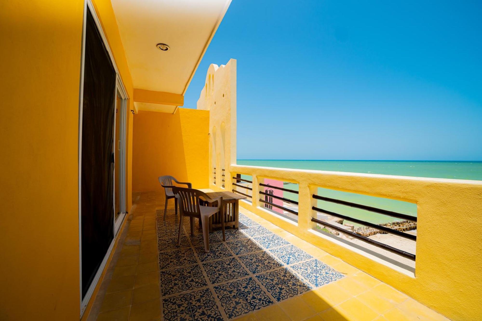 Flamingos Hotel 3*