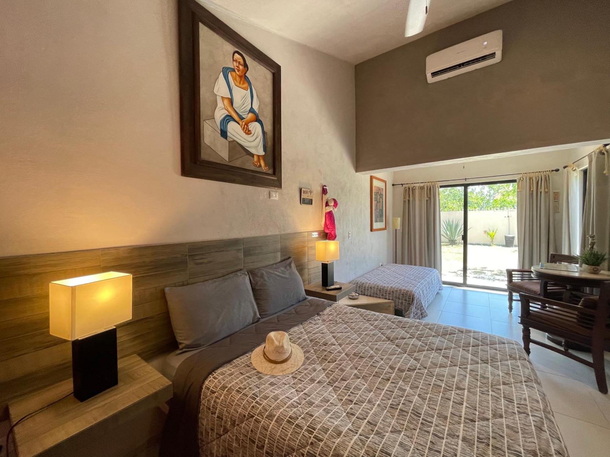 Bremar 85 Private Place - Adults Only Homestay