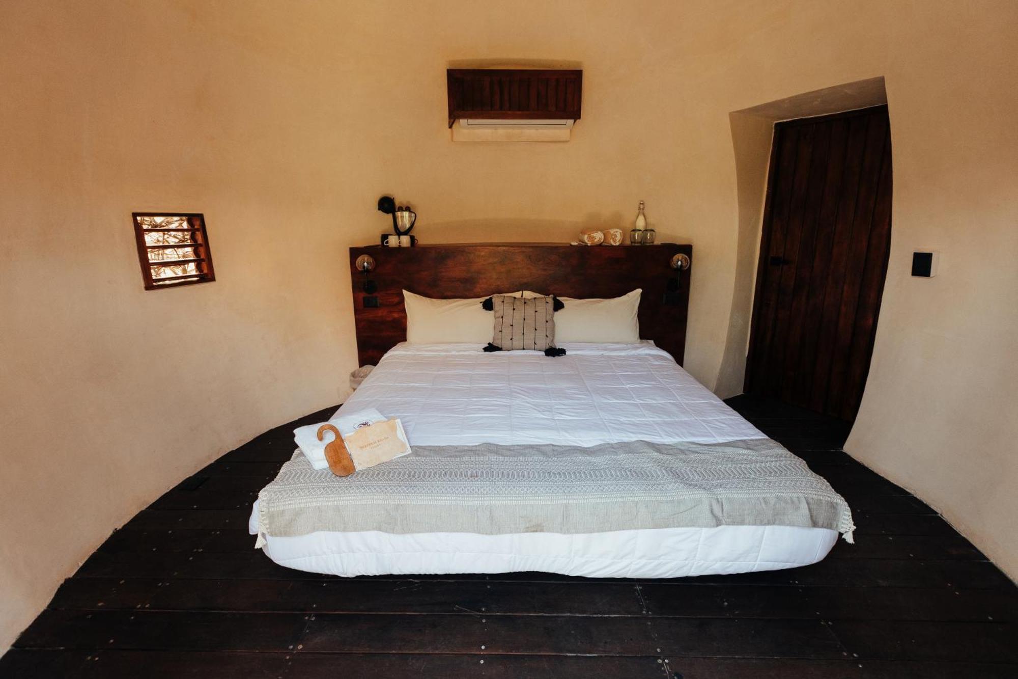 Casa Ku - Adults Only Bed & Breakfast *