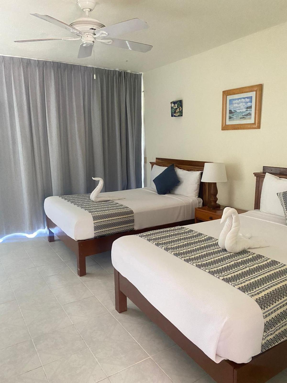 Ema Zihuatanejo