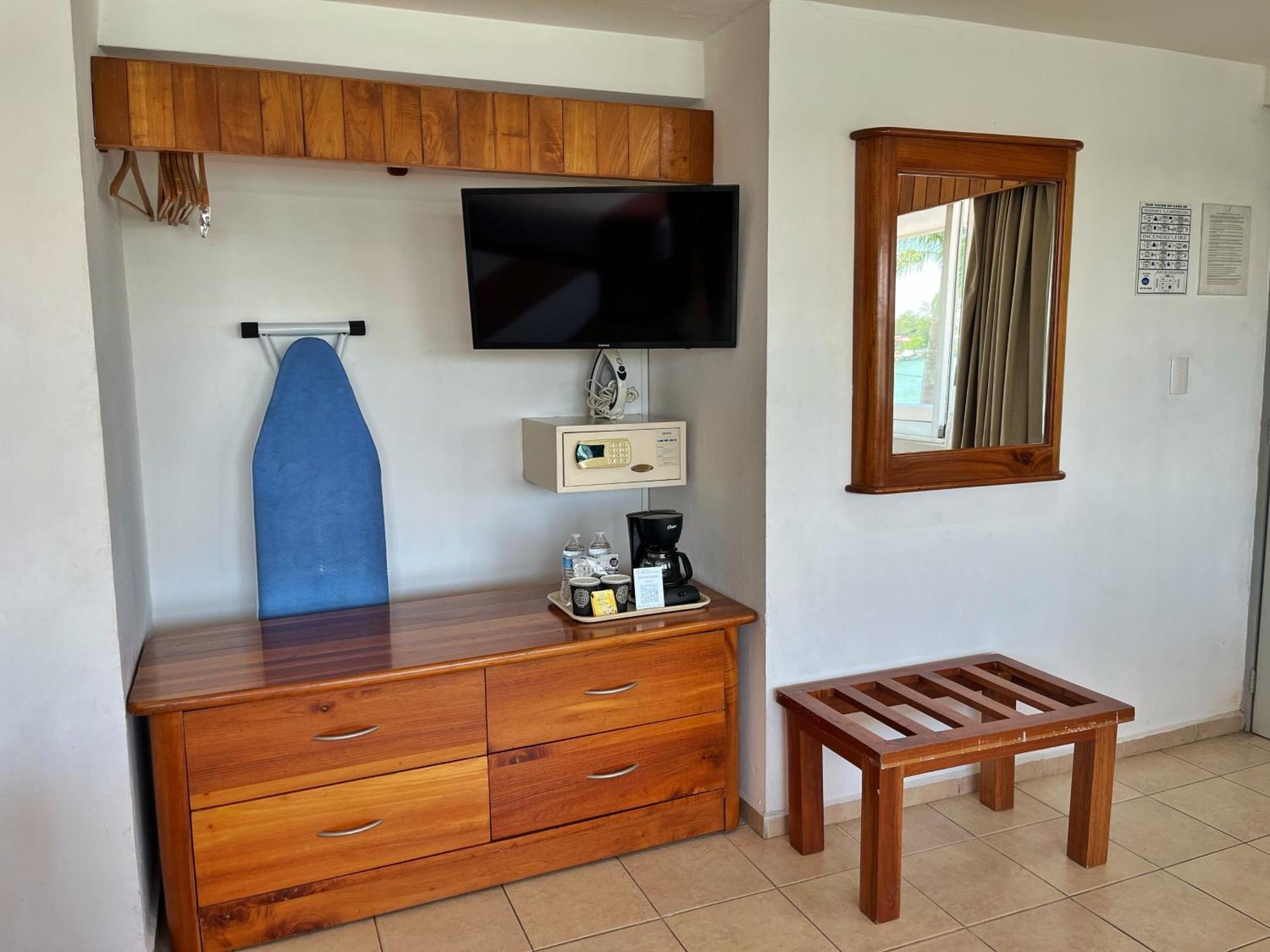 Western Riviera Tuxpan 3*