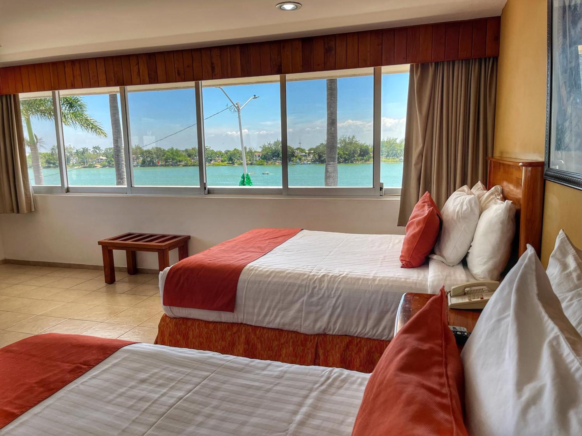Hotel Western Riviera Tuxpan 3*