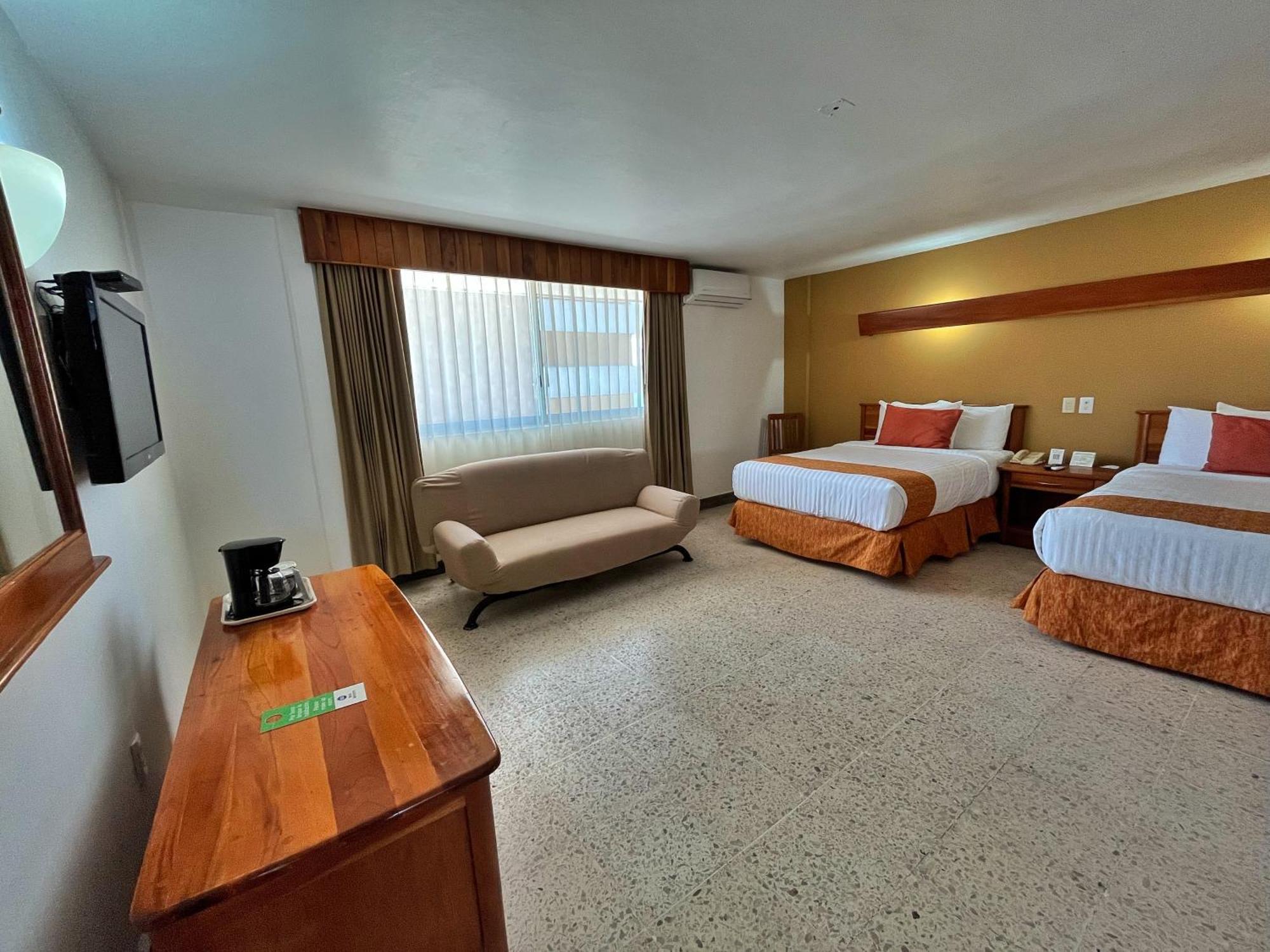 Western Riviera Tuxpan 3*