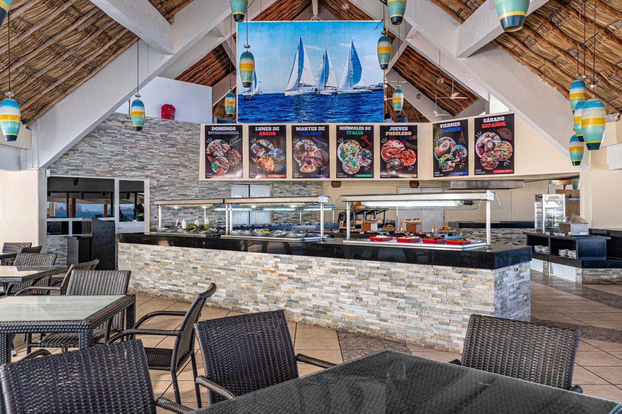 Krystal Ixtapa Hotel 4*