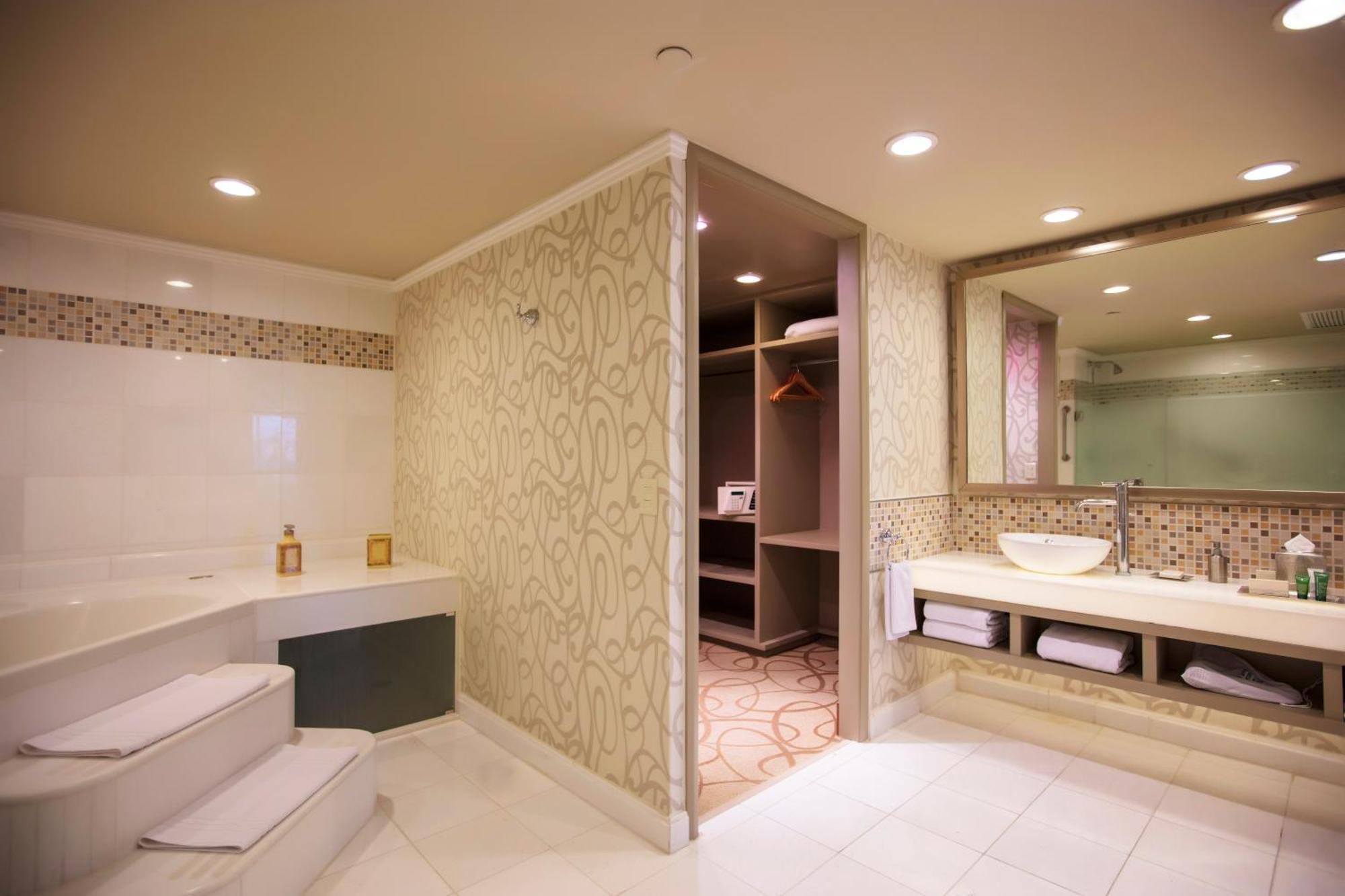 Barcelo 5*